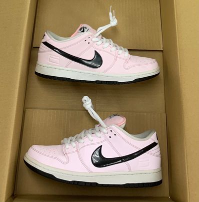 Nike SB Dunk Low "Pink Box"