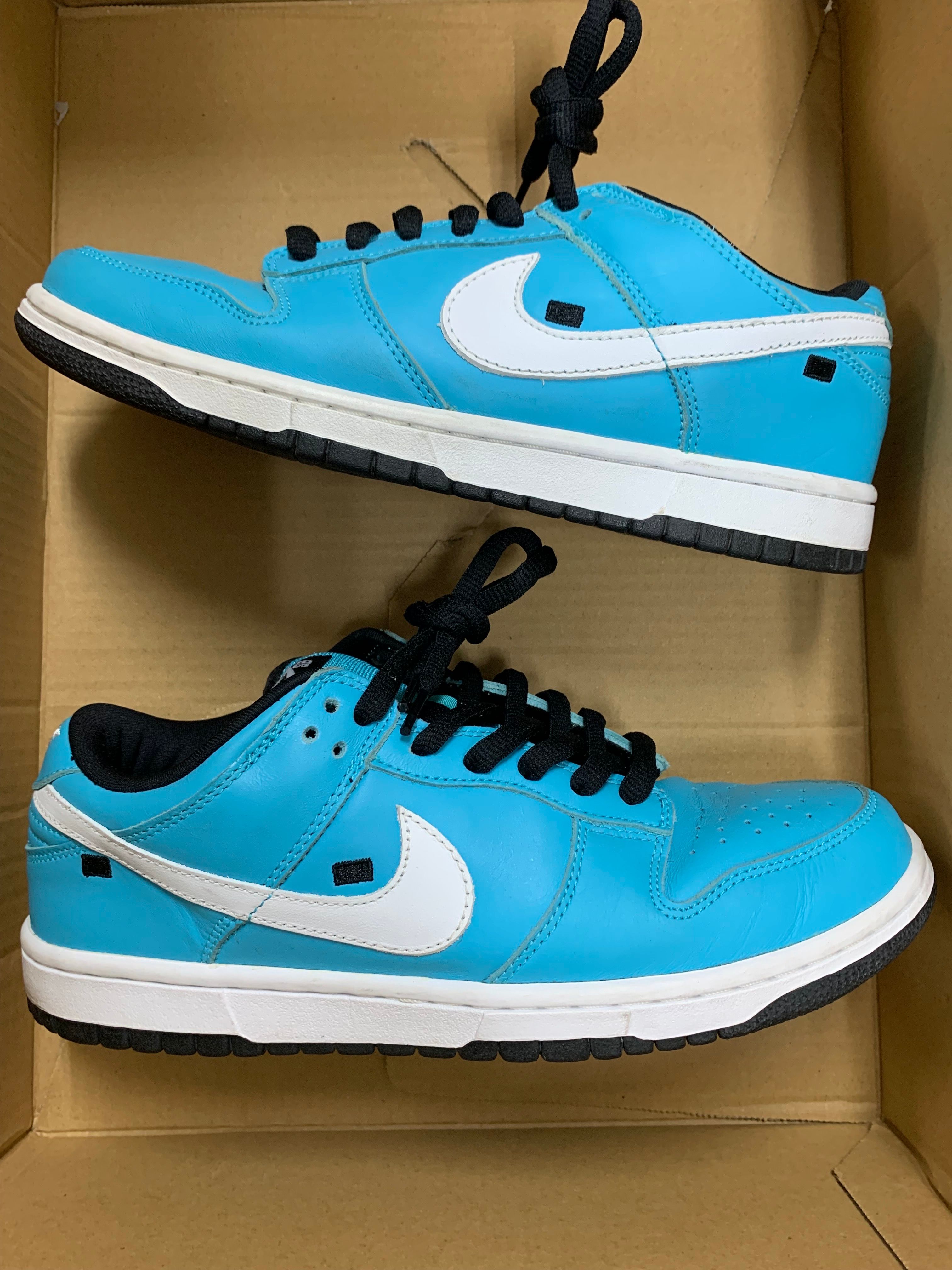 Nike Dunk SB Low "Tokyo Blue Taxi"