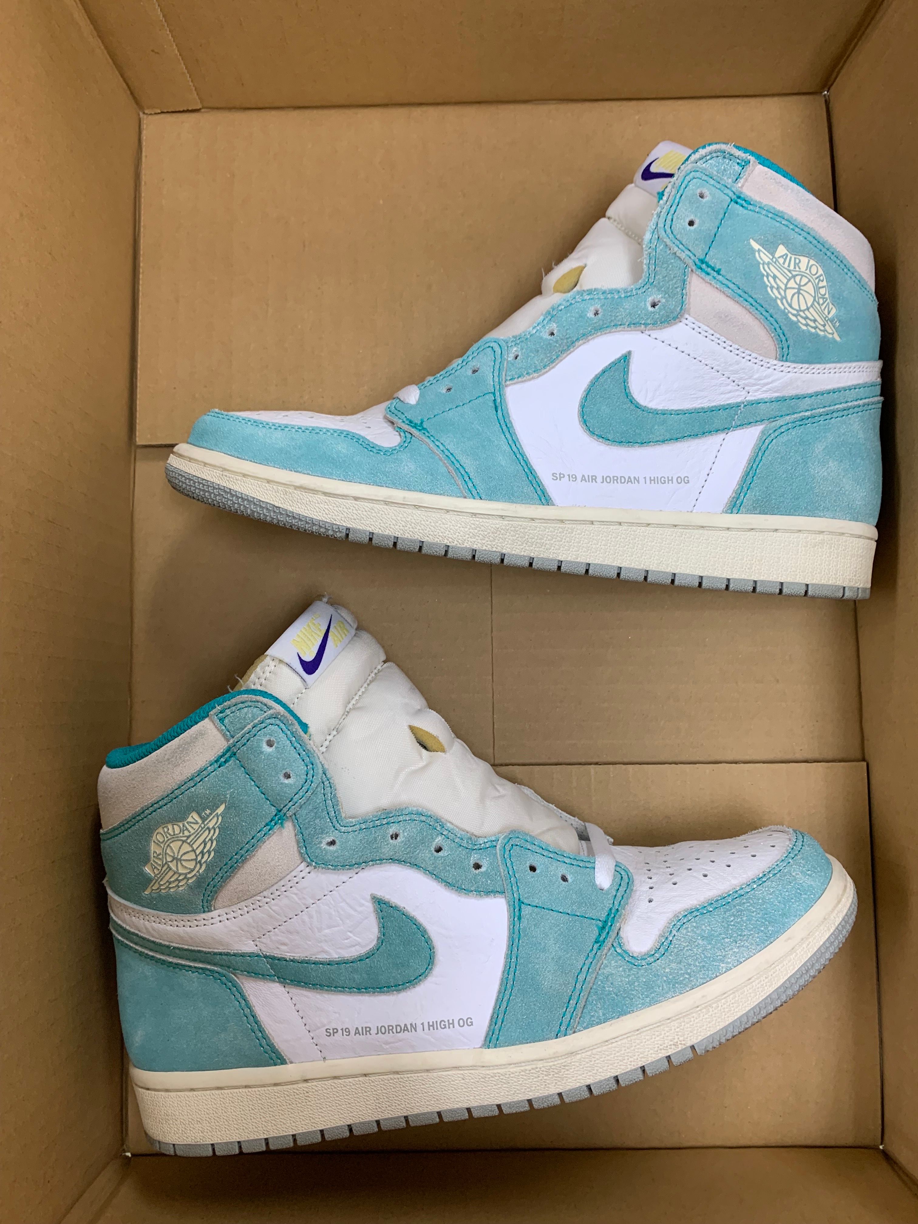 Nike Air Jordan 1 Retro High OG "Turbo Green"