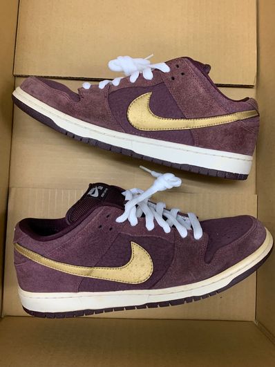 Nike SB Dunk Low Pro "Burgundy/Metallic Gold"