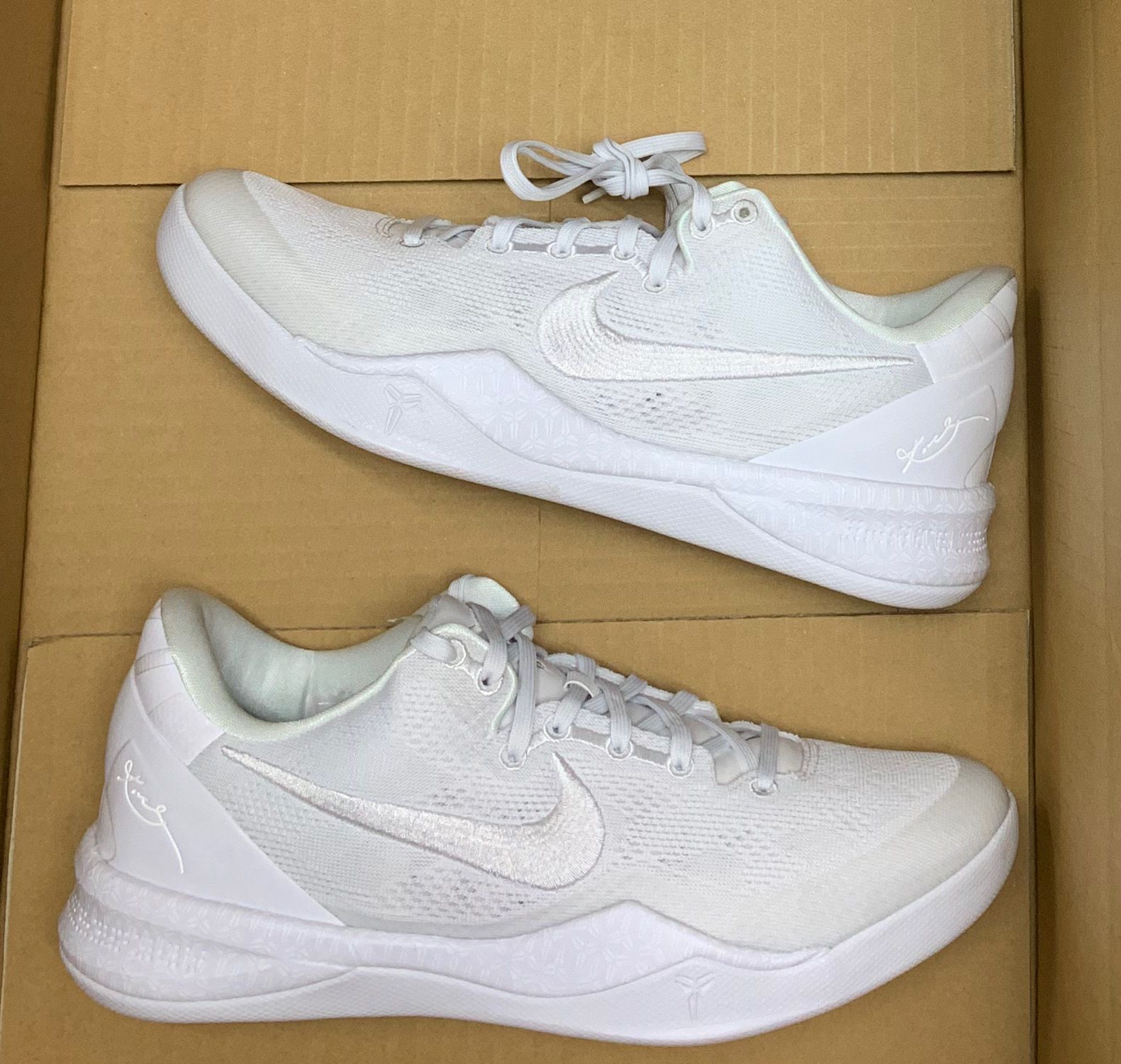 Nike Kobe 8 Protro "Halo"