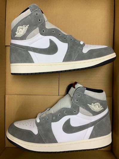 Nike Air Jordan 1 Retro High OG "Black and Smoke Grey"