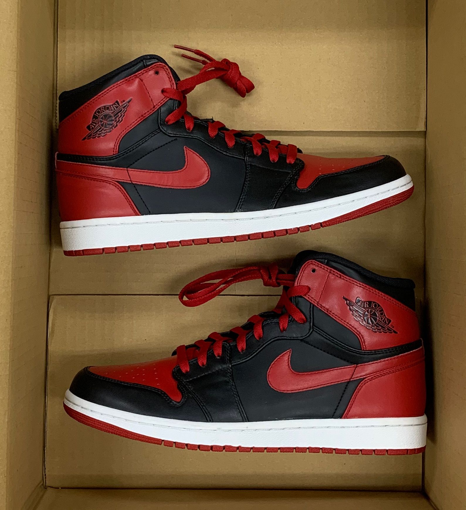 Nike Air Jordan 1 "Defining Moments Pack One 60 Pts" (332550-061/332550-101)