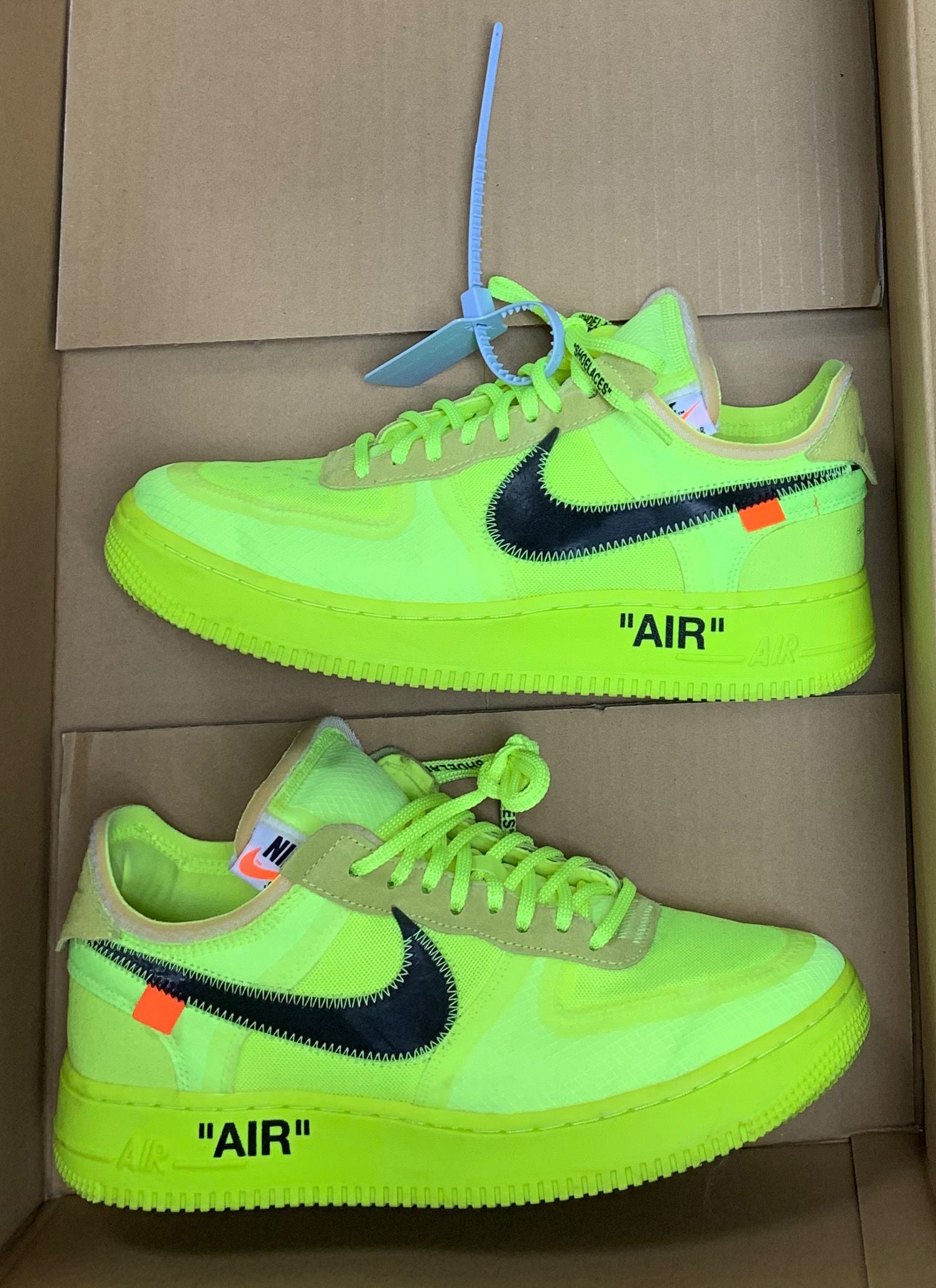 Off-White × Nike Air Force 1 Low "Volt"