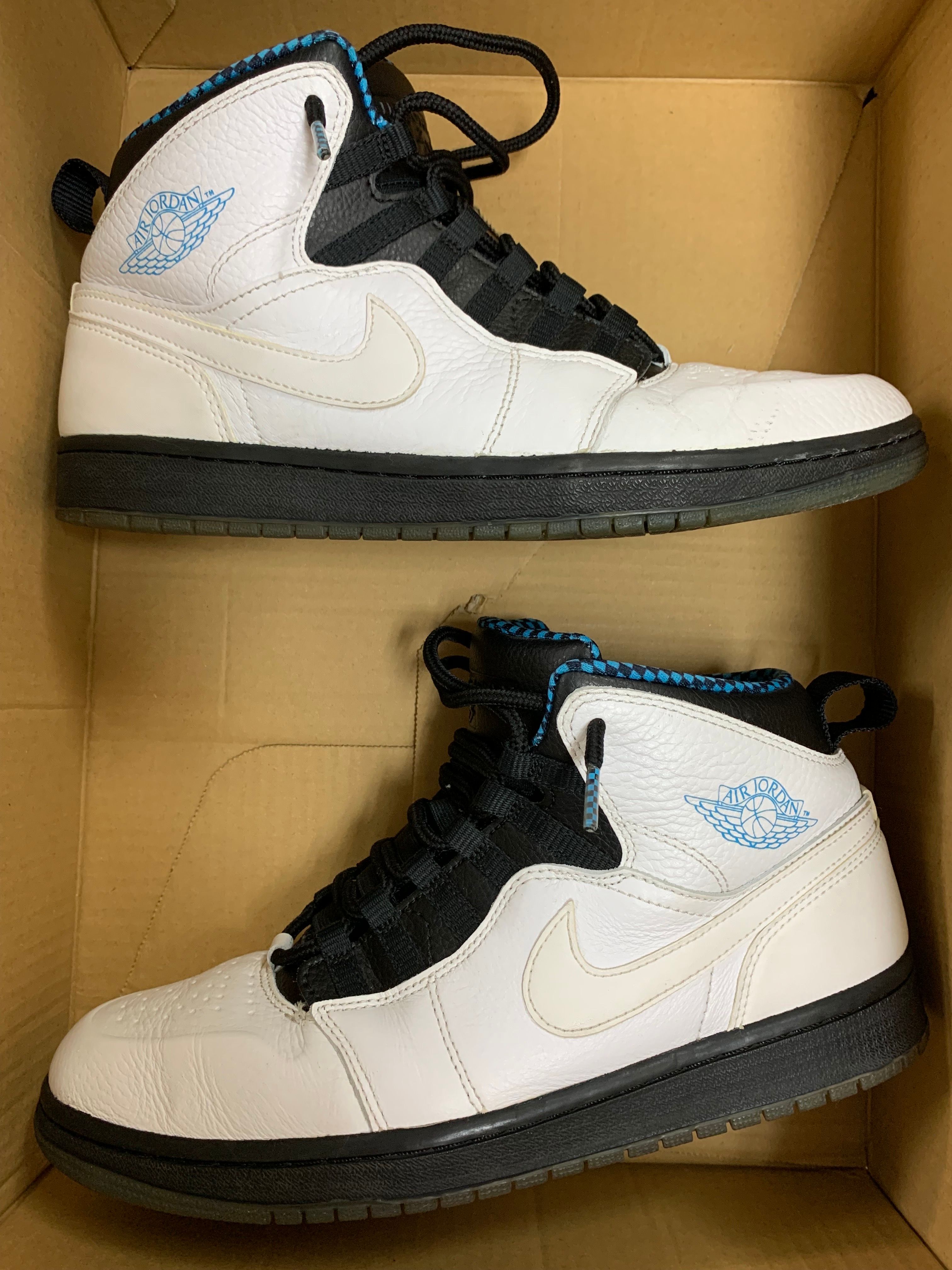 Nike Air Jordan 1 Retro Mid "94 Poeder Blue"