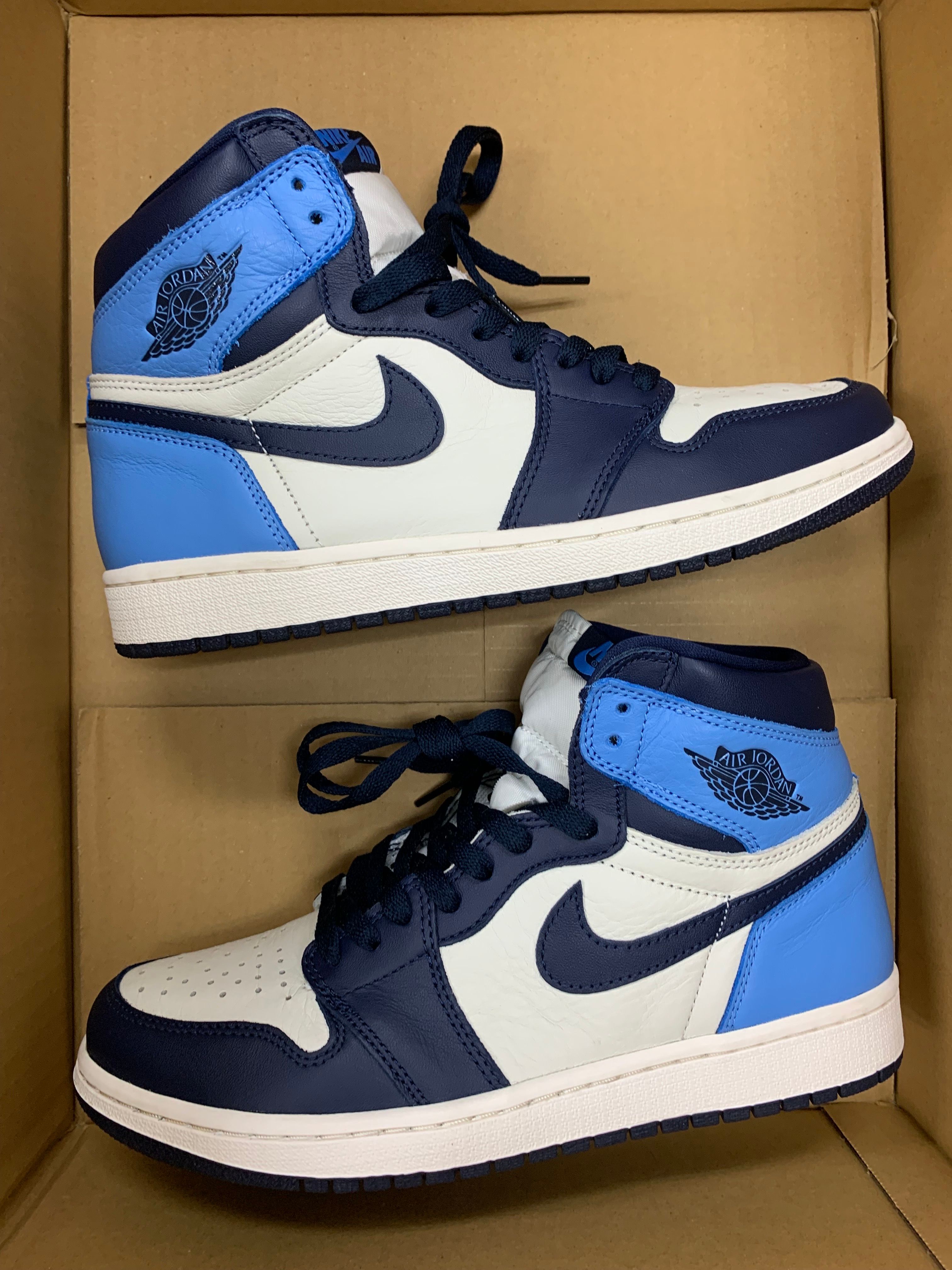 Nike Air Jordan 1 Retro High OG "Obsidian/University Blue"