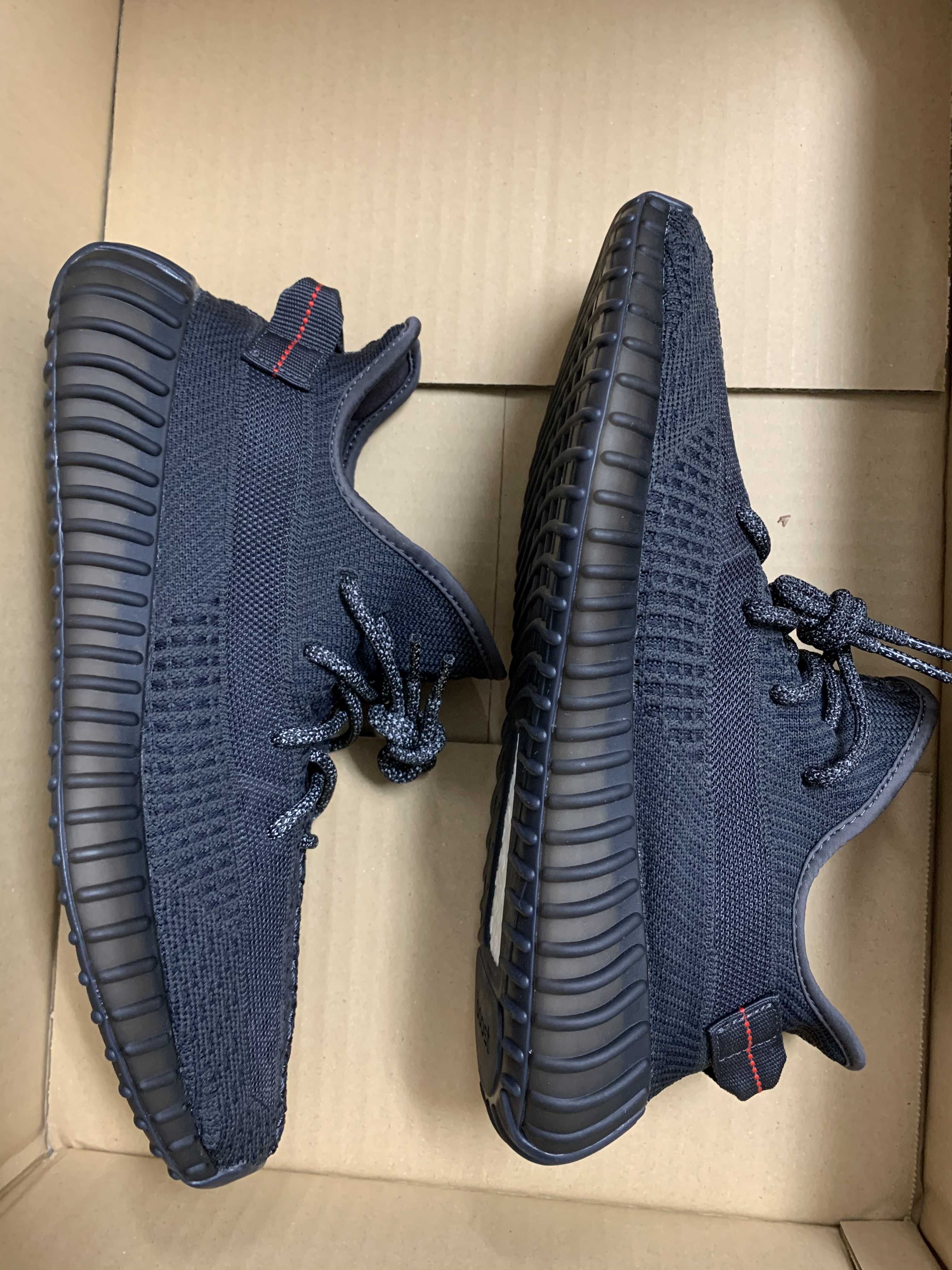 adidas YEEZY Boost 350 V2 "Black"