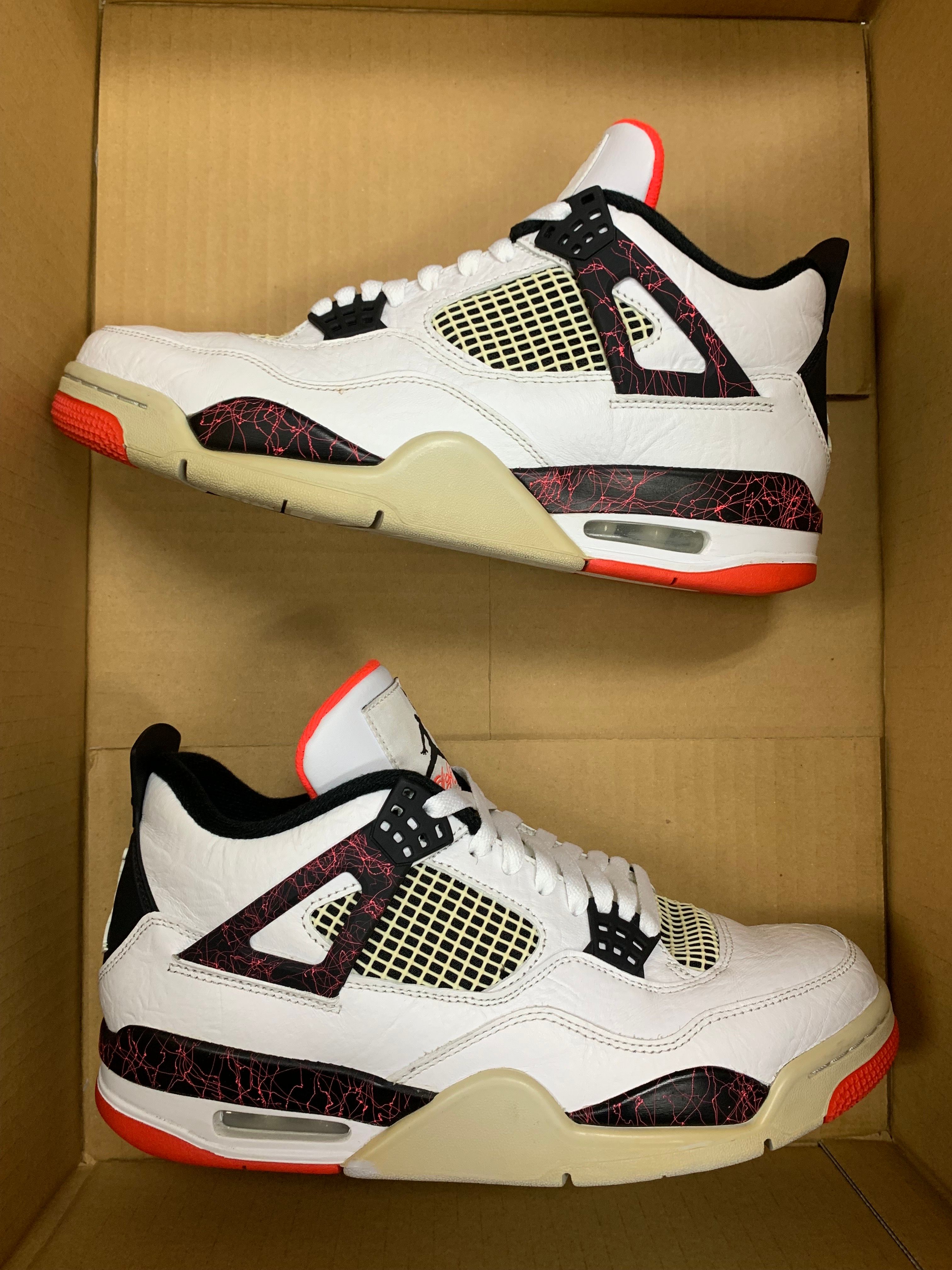 Nike Air Jordan 4 Retro "Flight Nostalgia"