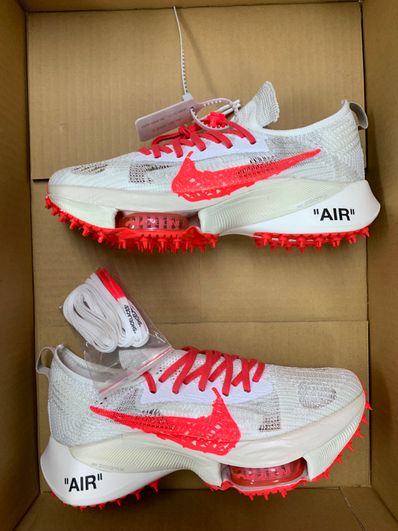 Off-White × Nike Air Zoom Tempo Next% Flyknit "Solar Red"