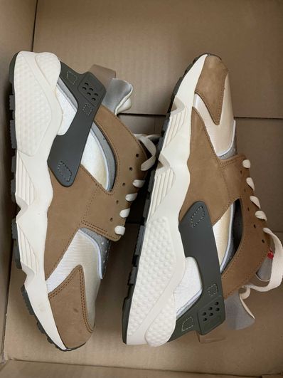 Stussy × Nike Air Huarache "Desert Oak"