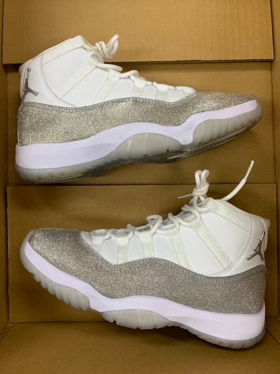 Air jordan 11 sales retro white/metallic silver