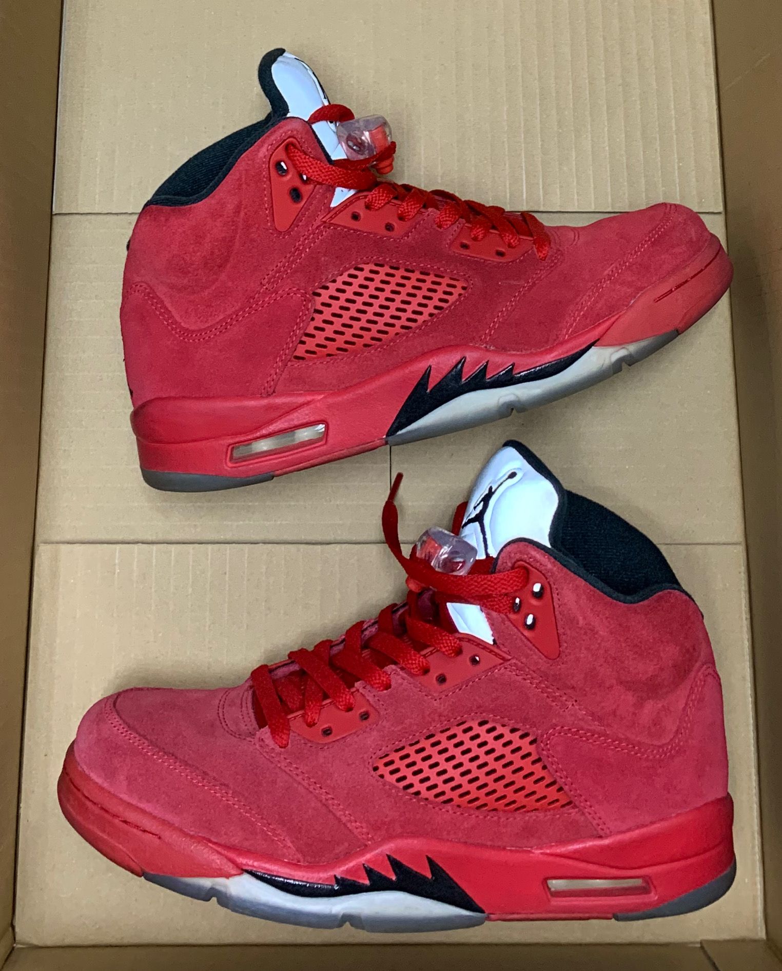 Nike Air Jordan 5 Ratro "Red Suede"