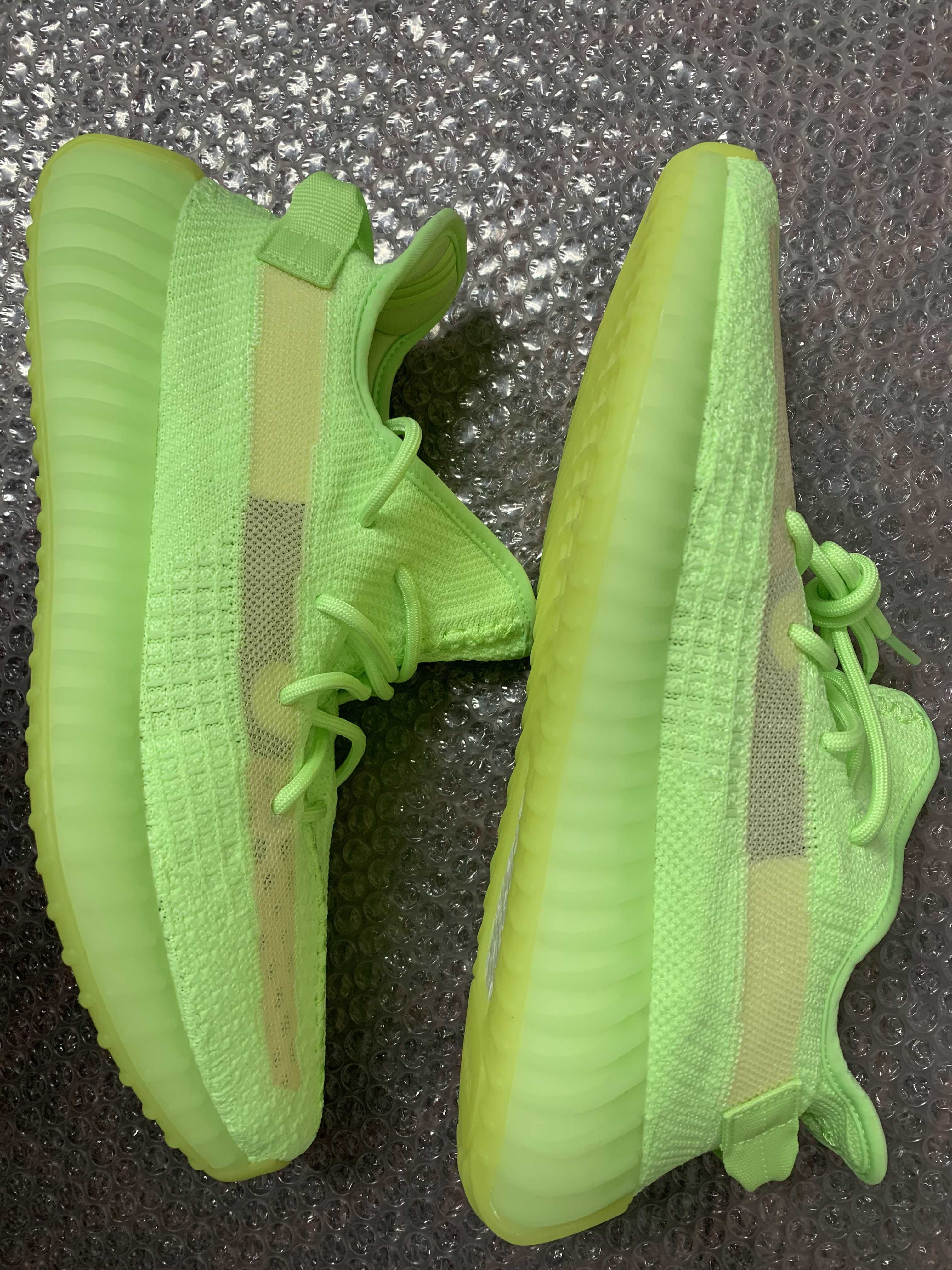 ADIDAS YEEZY BOOST 350 V2 "GLOW IN THE DARK"