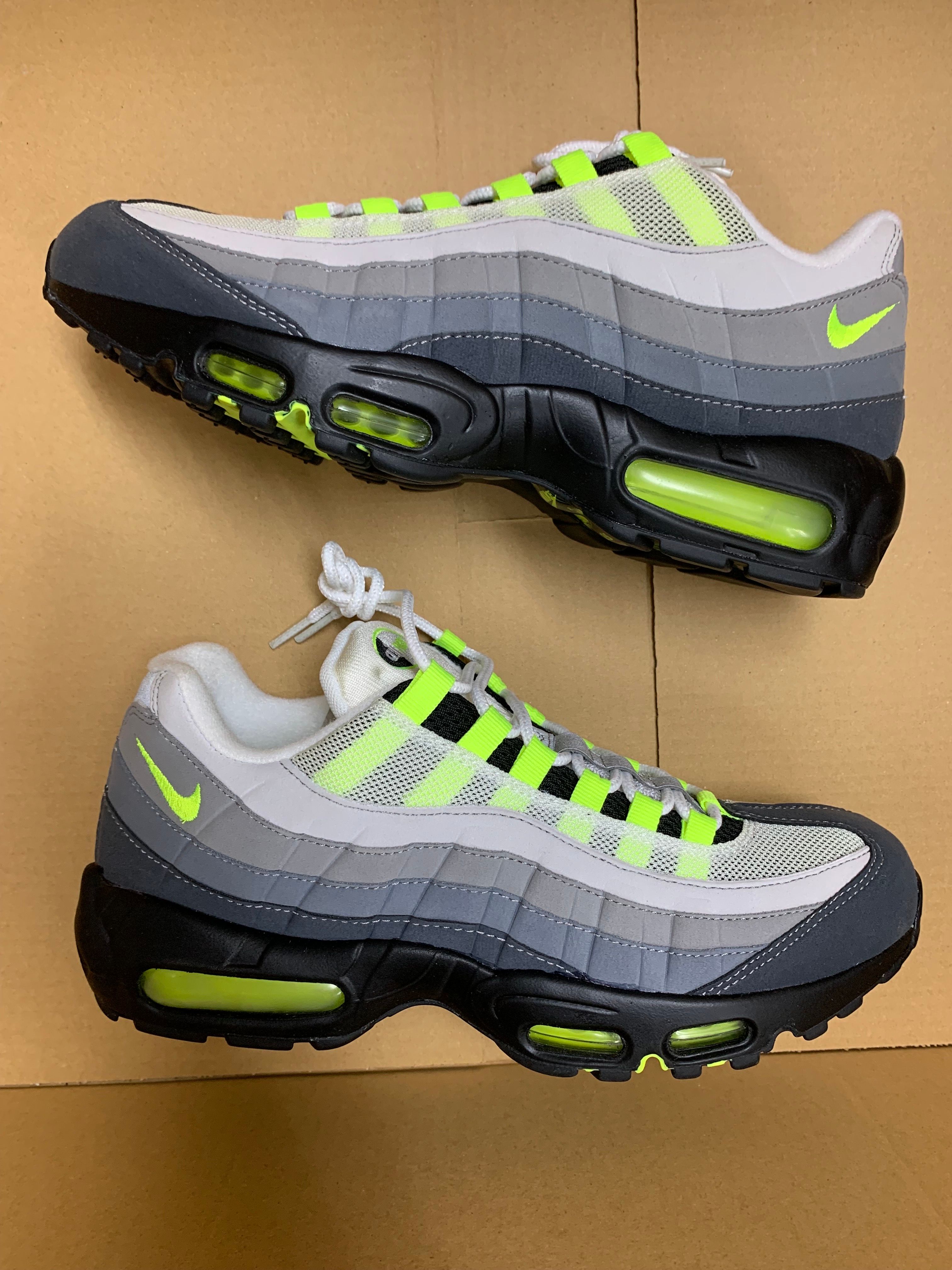 Nike Women's Air Max 95 OG "Neon" (2015)