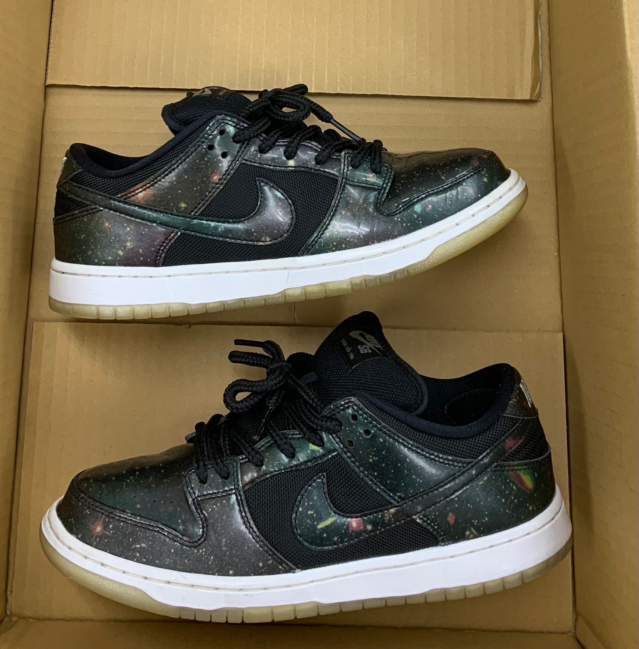 Nike SB Dunk Low 420 QS "Intergalactic"
