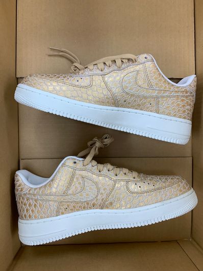 NIKE AIR FORCE 1 LOW GOLDEN SCALES