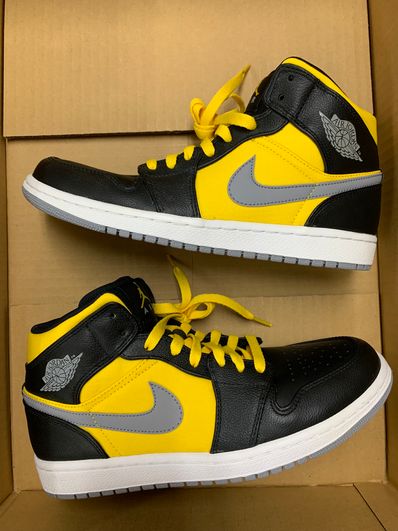 Nike Air Jordan 1 Phat "Black Speed Yellow"