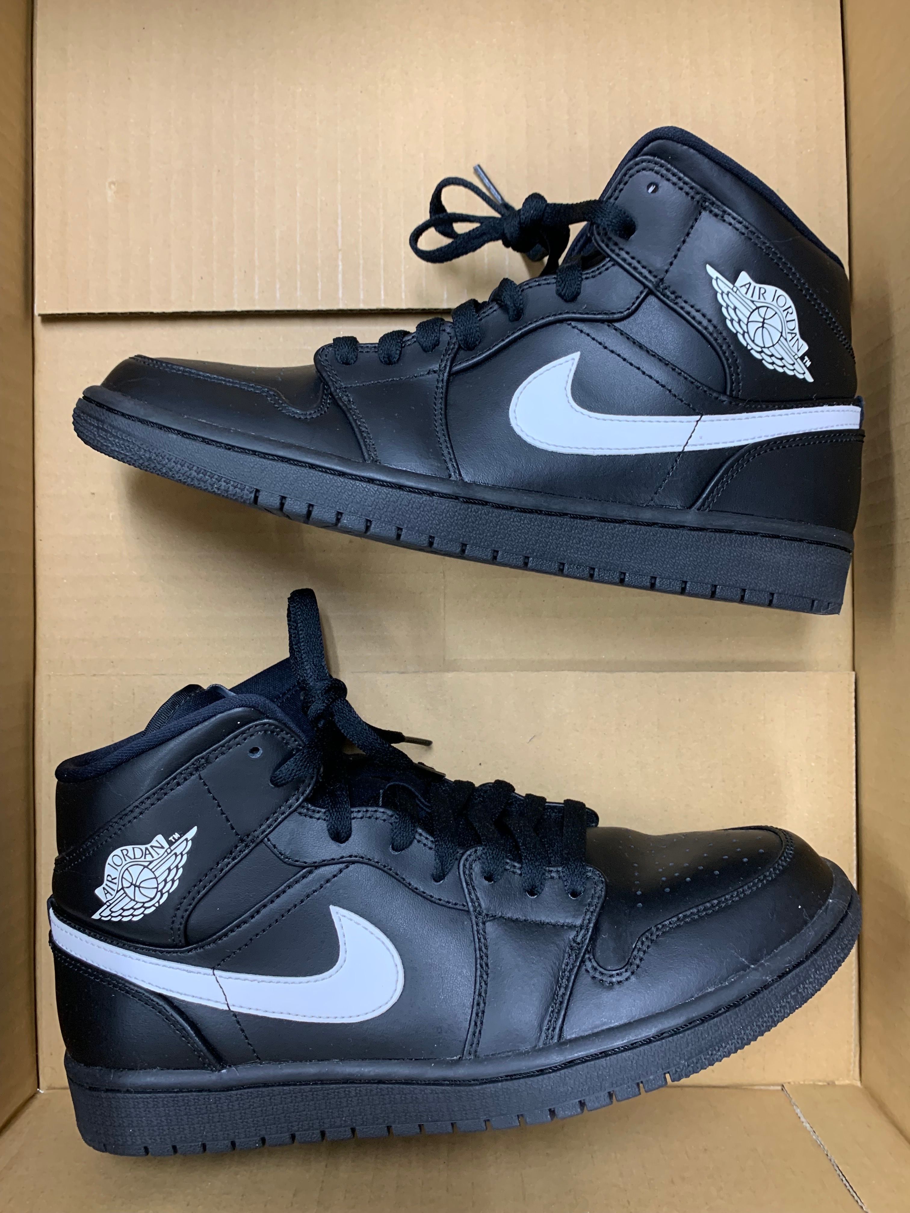 Nike Air Jordan 1 Mid "Black/White" (2018)