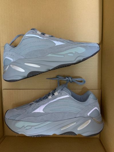 adidas Yeezy Boost 700 V2 "Hospital Blue"