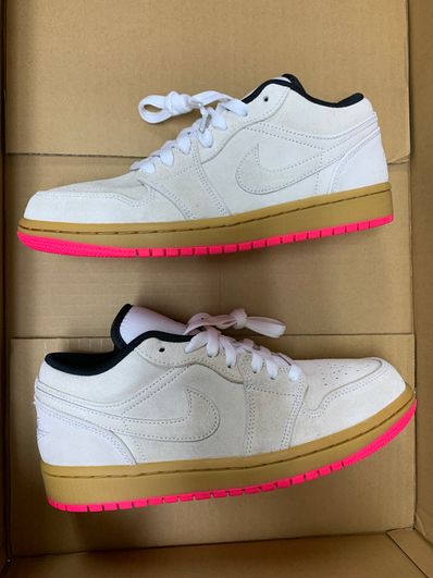 Nike Air Jordan 1 Low "White Gum Hyper Pink"