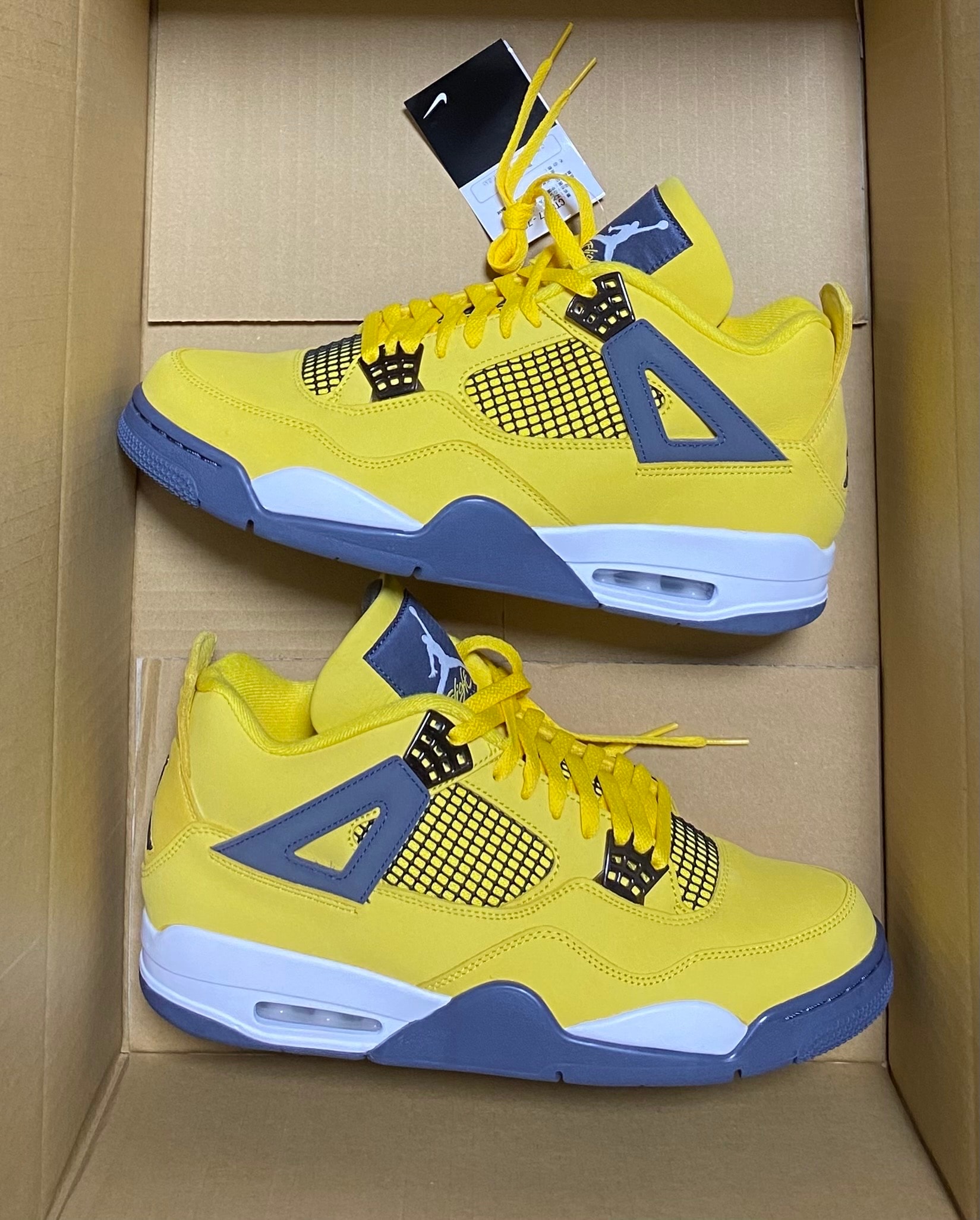 Nike Air Jordan 4 "Tour Yellow"