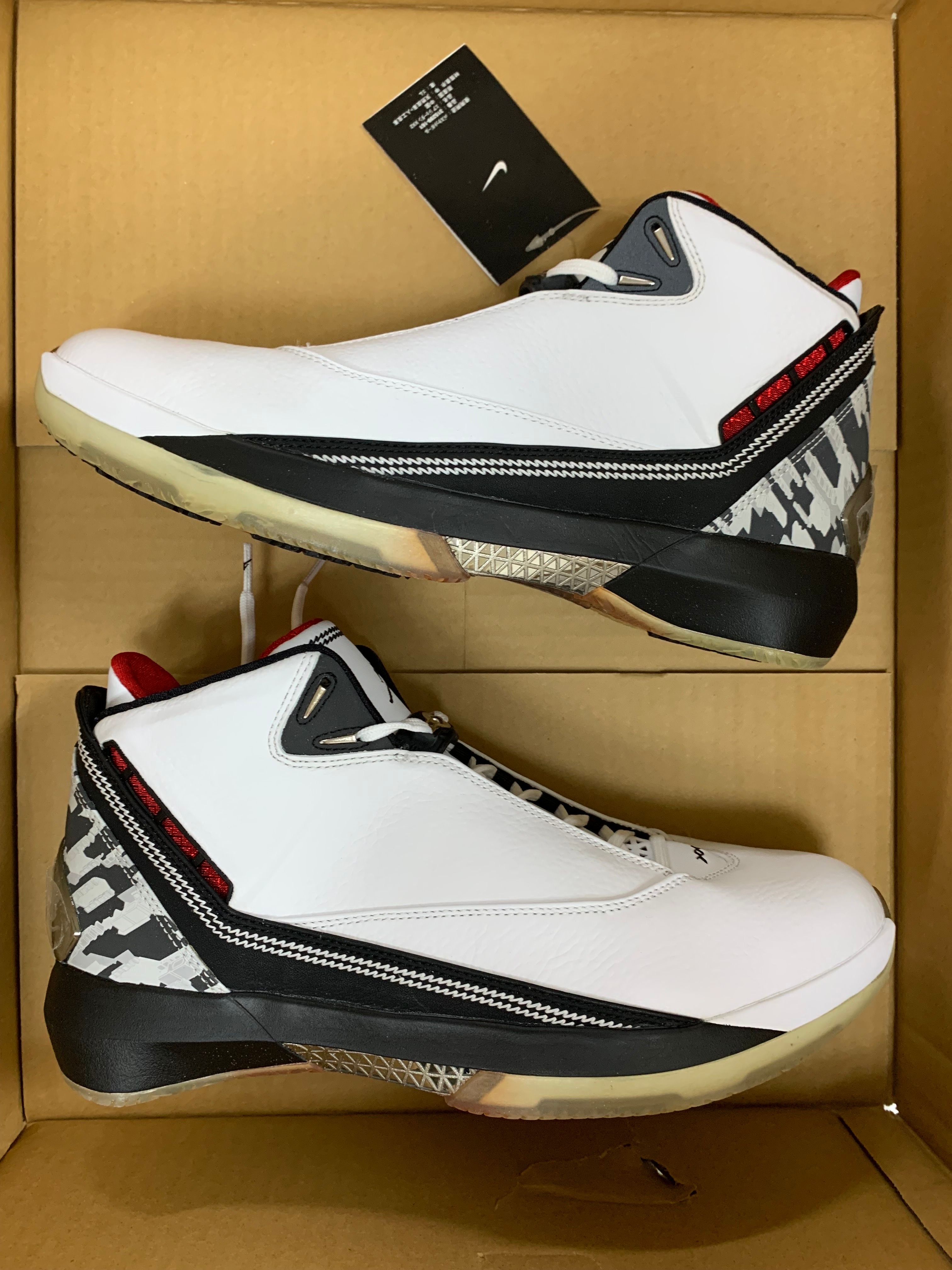 Nike Air Jordan 22 OG "White Varisty Red"