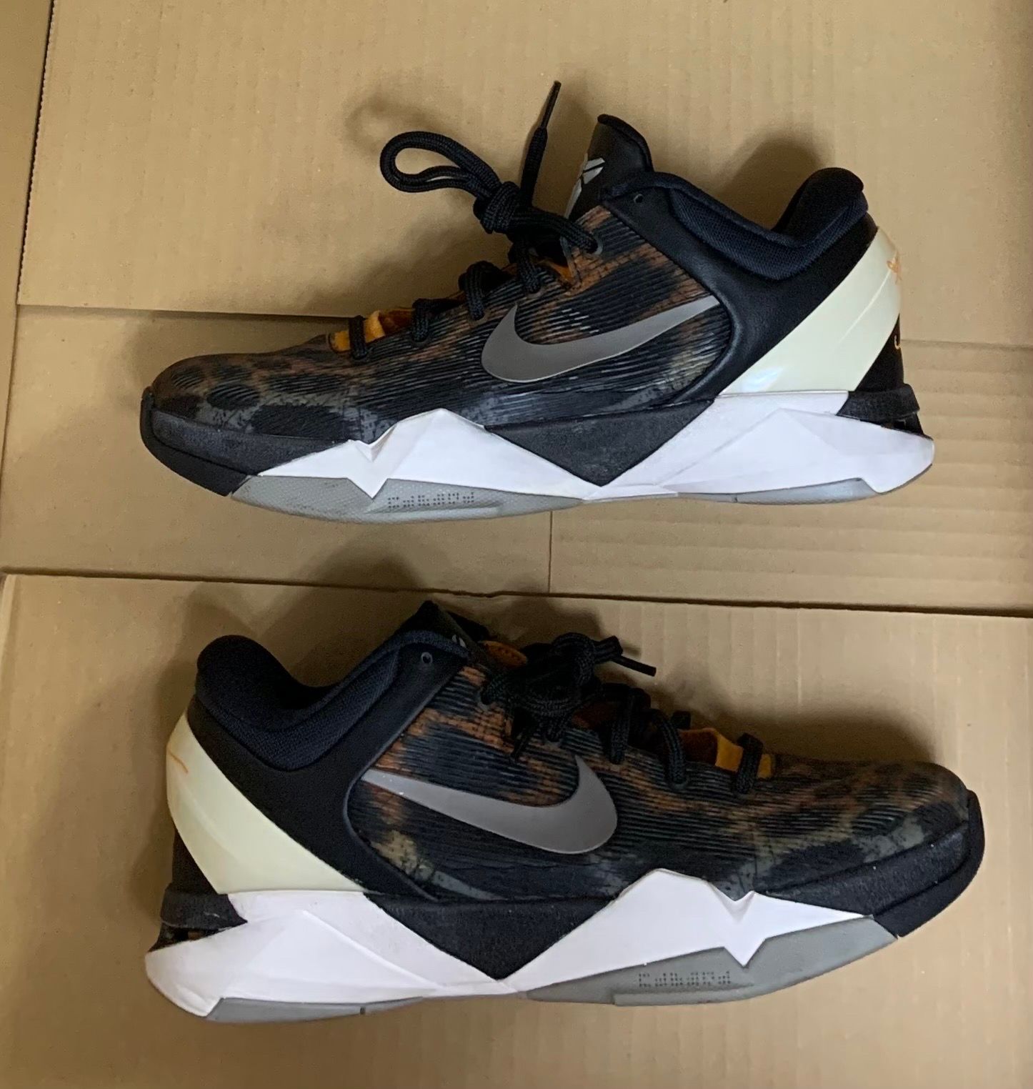 Nike Kobe 7 Cheetah "Circuit Orange"