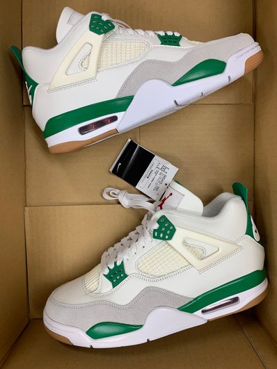 Nike SB × Air Jordan 4 Retro SP "Pine Green"