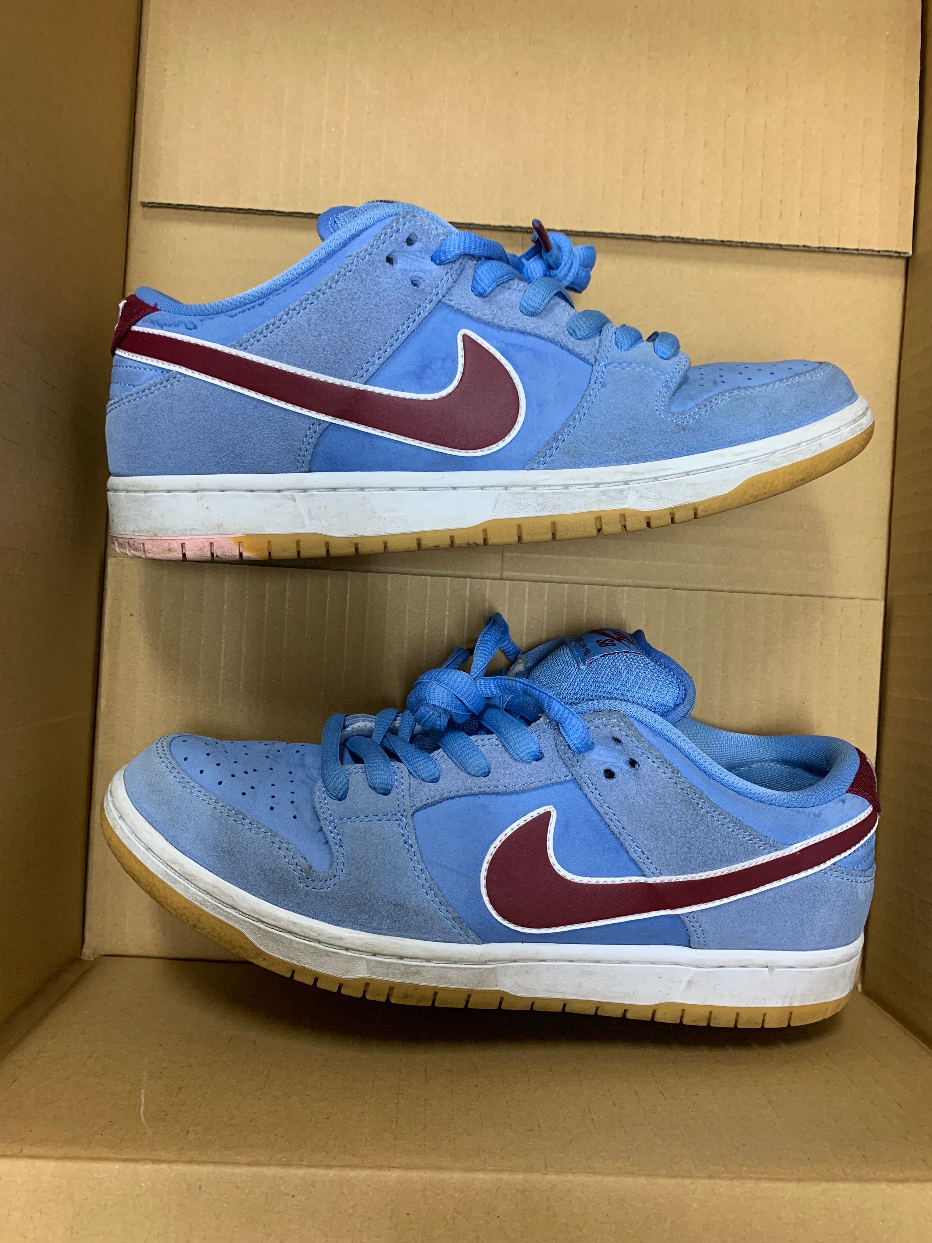Nike SB Dunk Low Pro "Philadelphia Phillies/Valor Blue and Team Maroon"