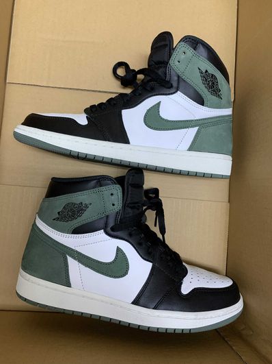Nike Air Jordan 1 Retro High "Clay Green"