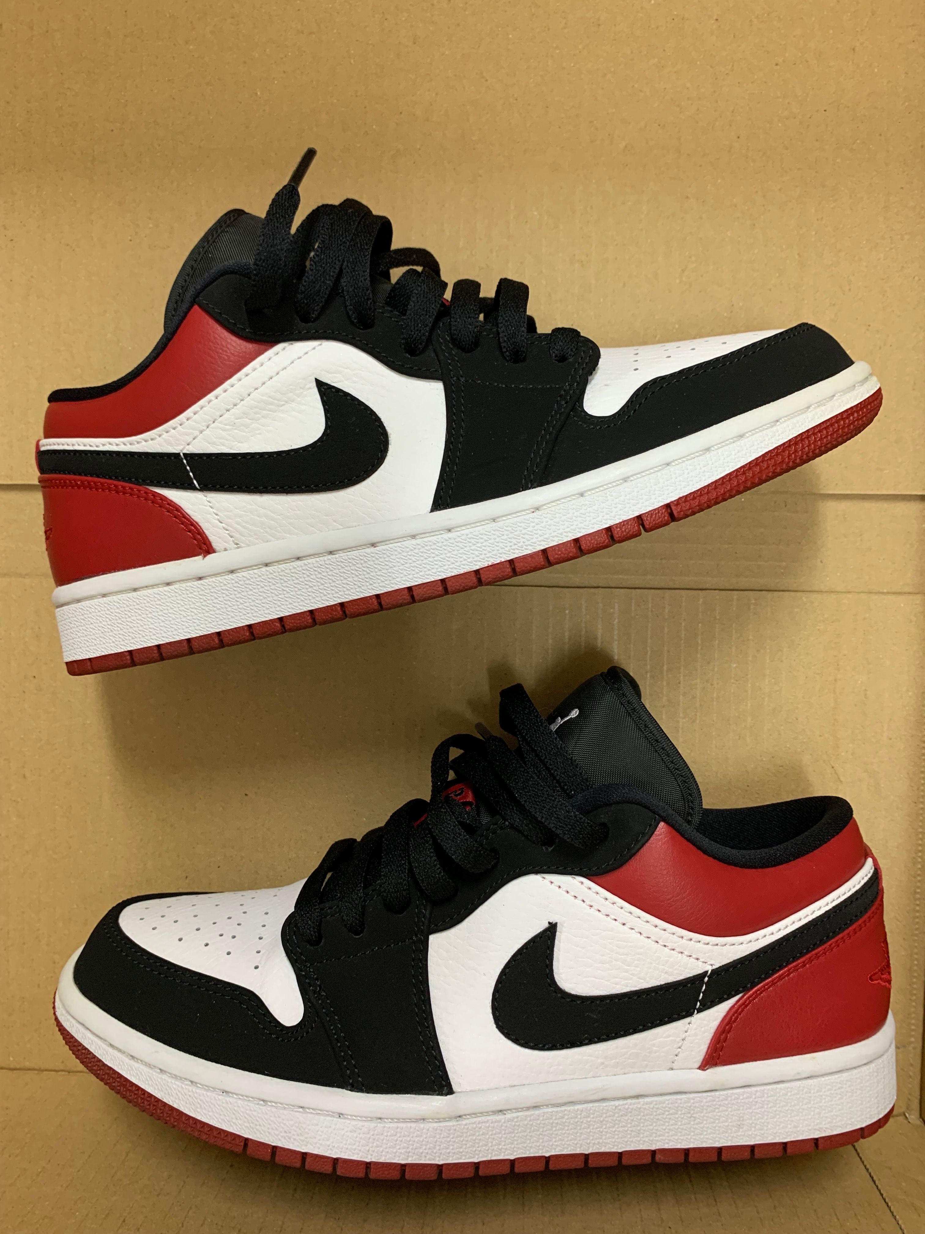 Nike Air Jordan 1 Low "Black Toe"