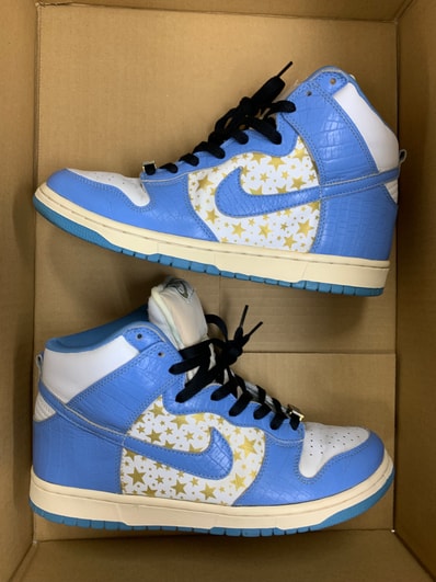 Supreme × Nike SB Dunk High "Blue Stars"