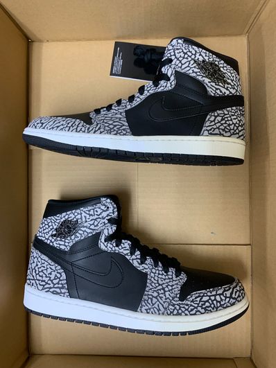 Nike Air Jordan 1 Retro High "Un-Supreme"