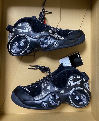 Supreme × Nike Air Zoom Flight 95 SP "Black/White"