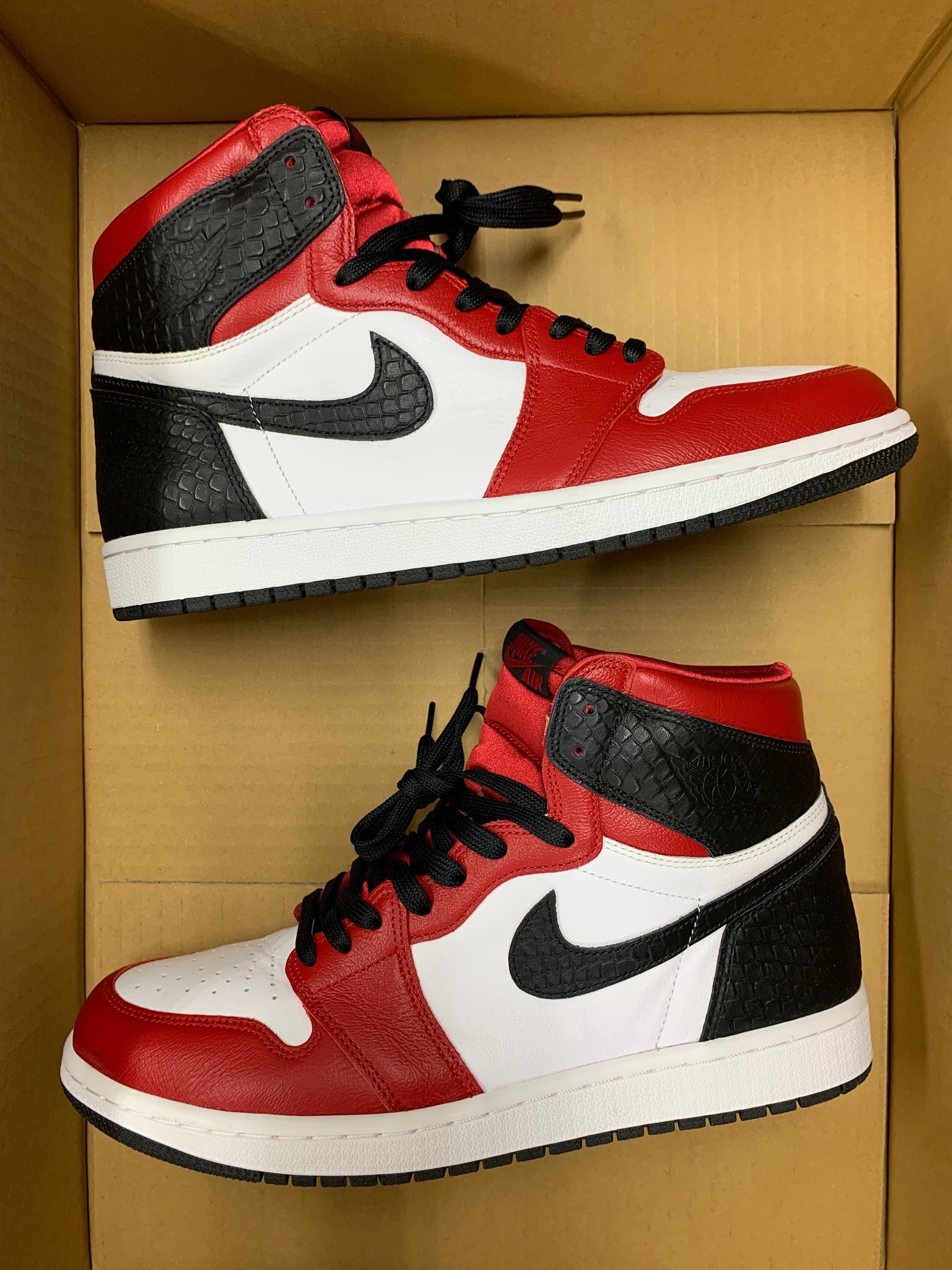 Nike Women's Air Jordan 1 High OG "Satin Red"
