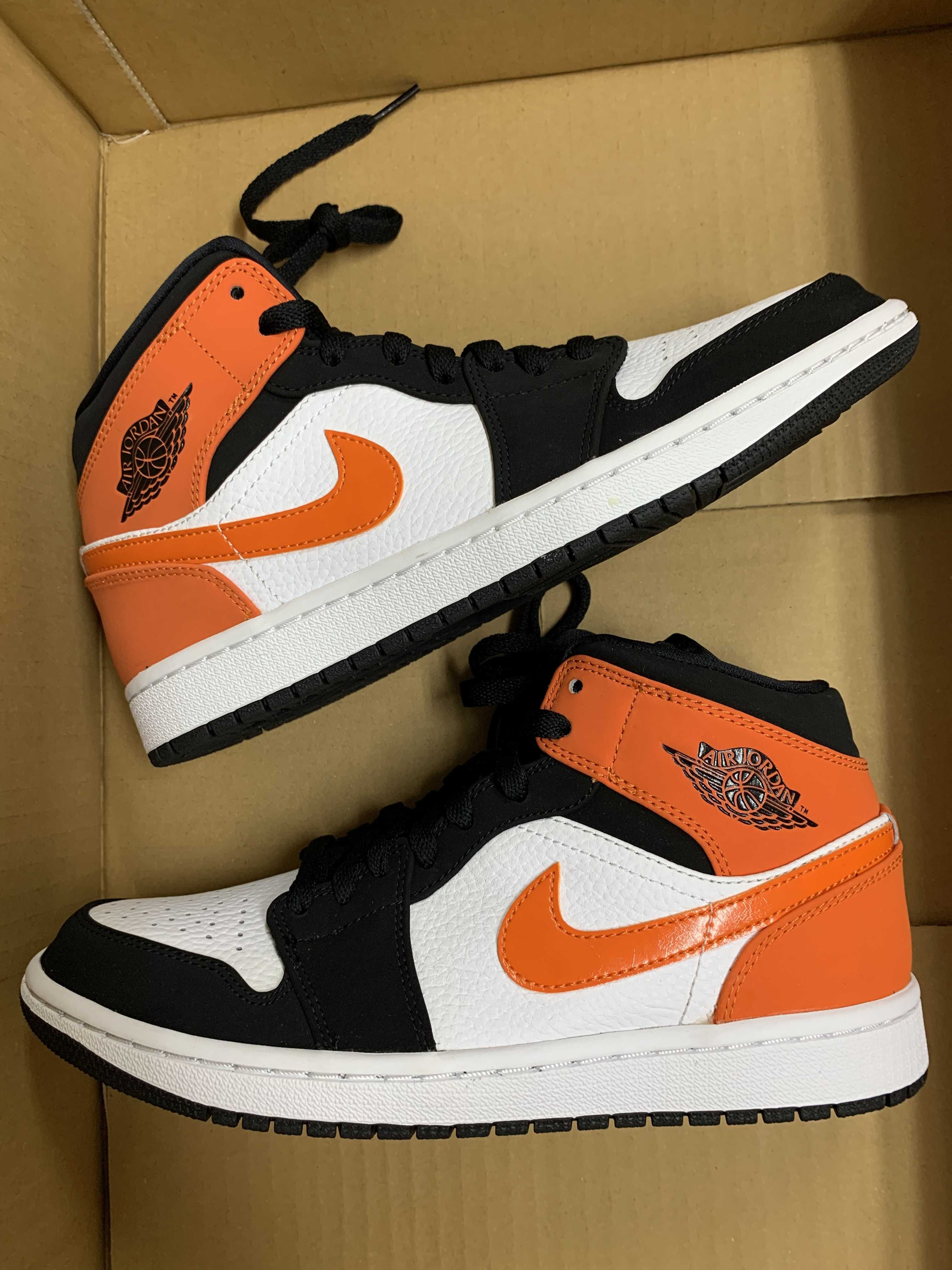 NIKE AIR JORDAN 1 MID "SHATTERED BACKBOARD"