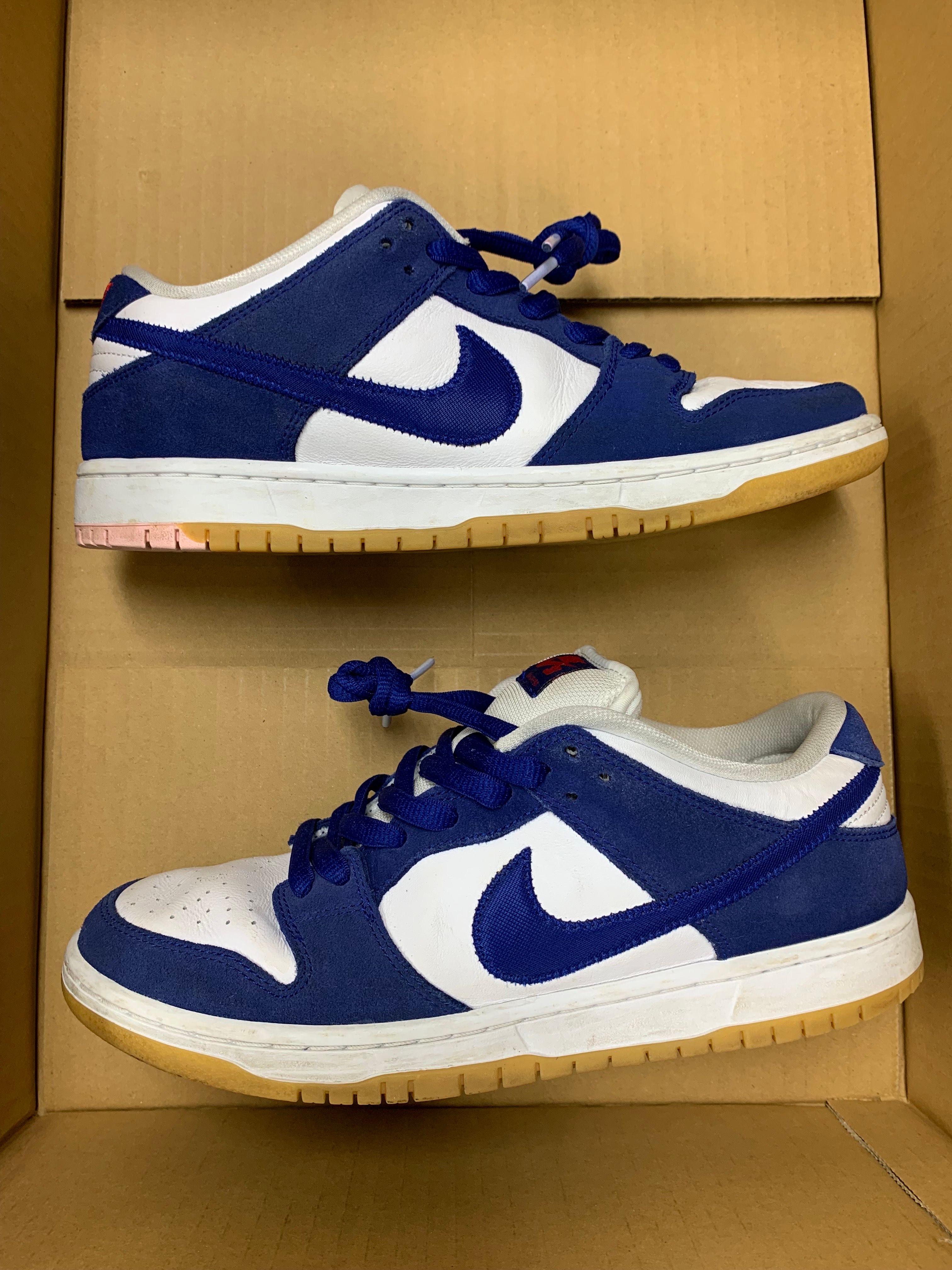 Nike SB Dunk Low "Los Angeles Dodgers/Deep Royal Blue"