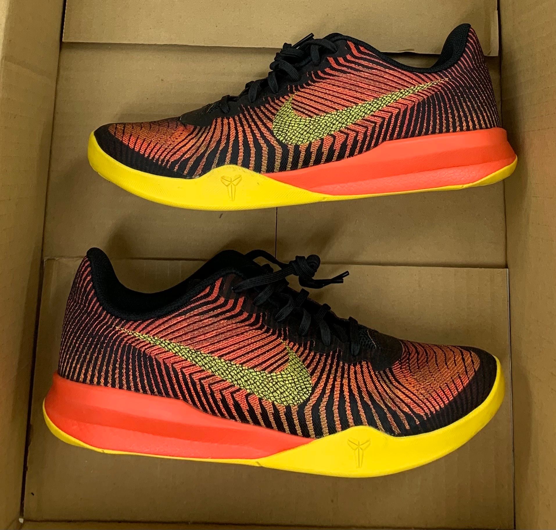 Nike Kobe Mentality 2 "Thunder"