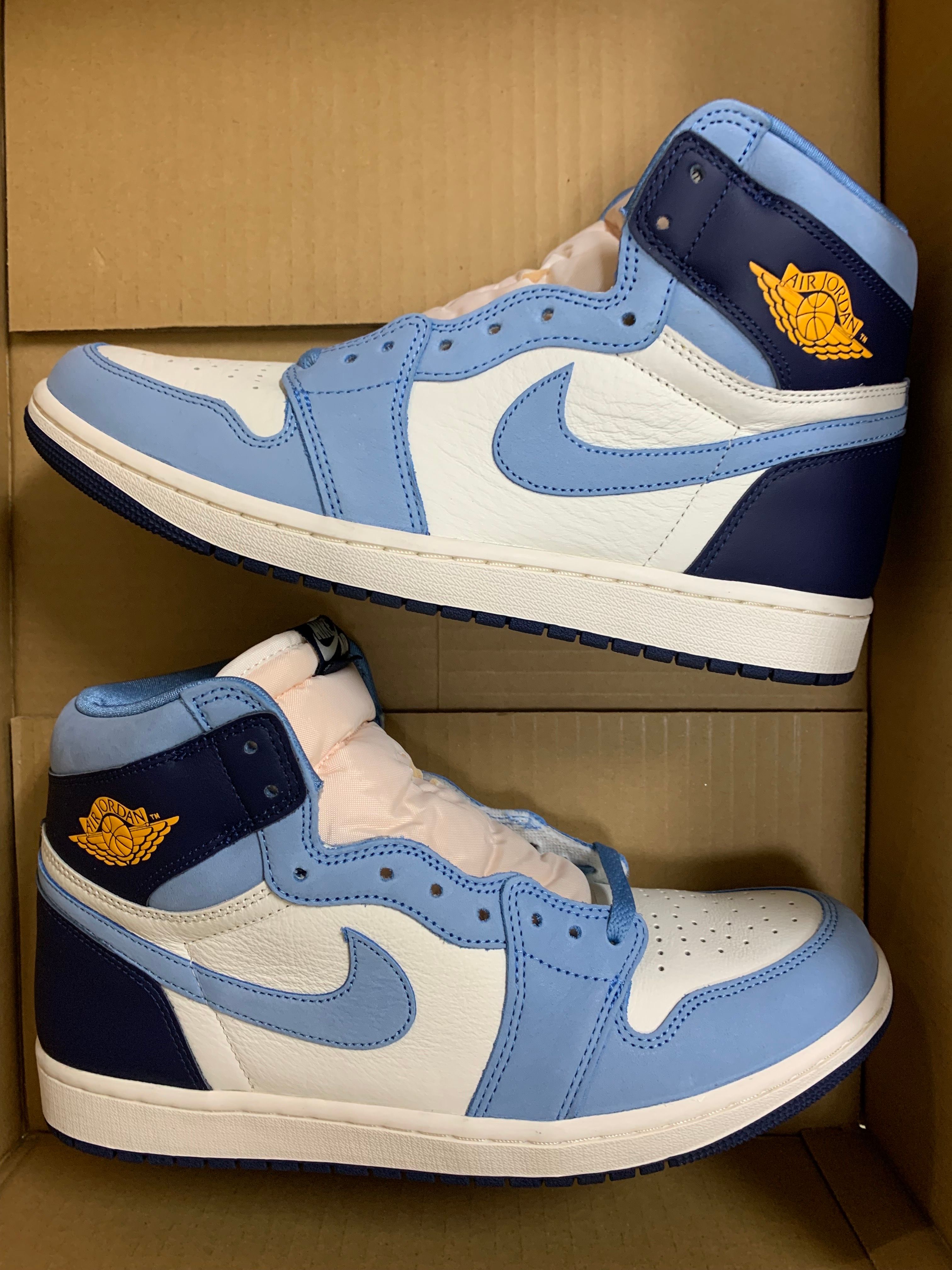Nike Women's Air Jordan 1 Retro High OG "First in Flight"