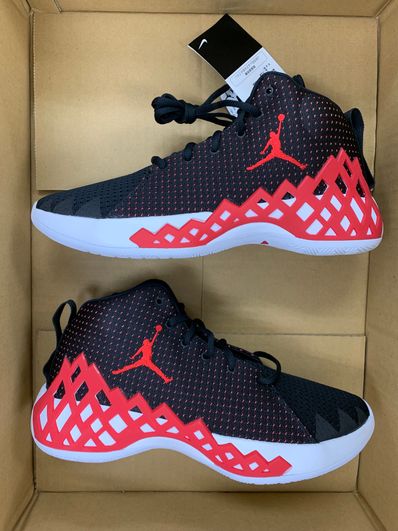 Nike Jordan Jumpman Diamond Mid "Black/University Red/White" (CI1204-006/CI1205-006)