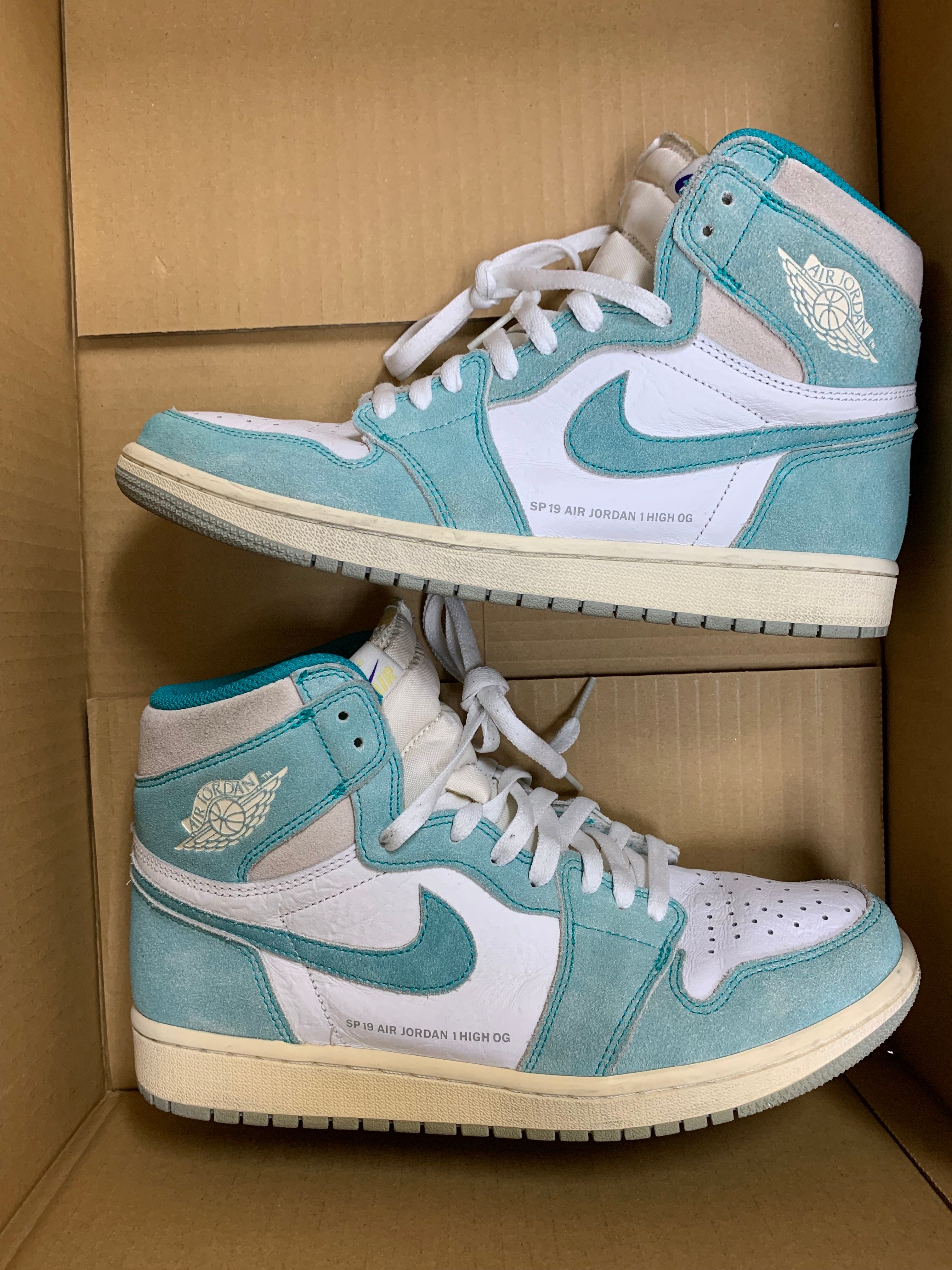 Nike Air Jordan 1 Retro High OG "Turbo Green"