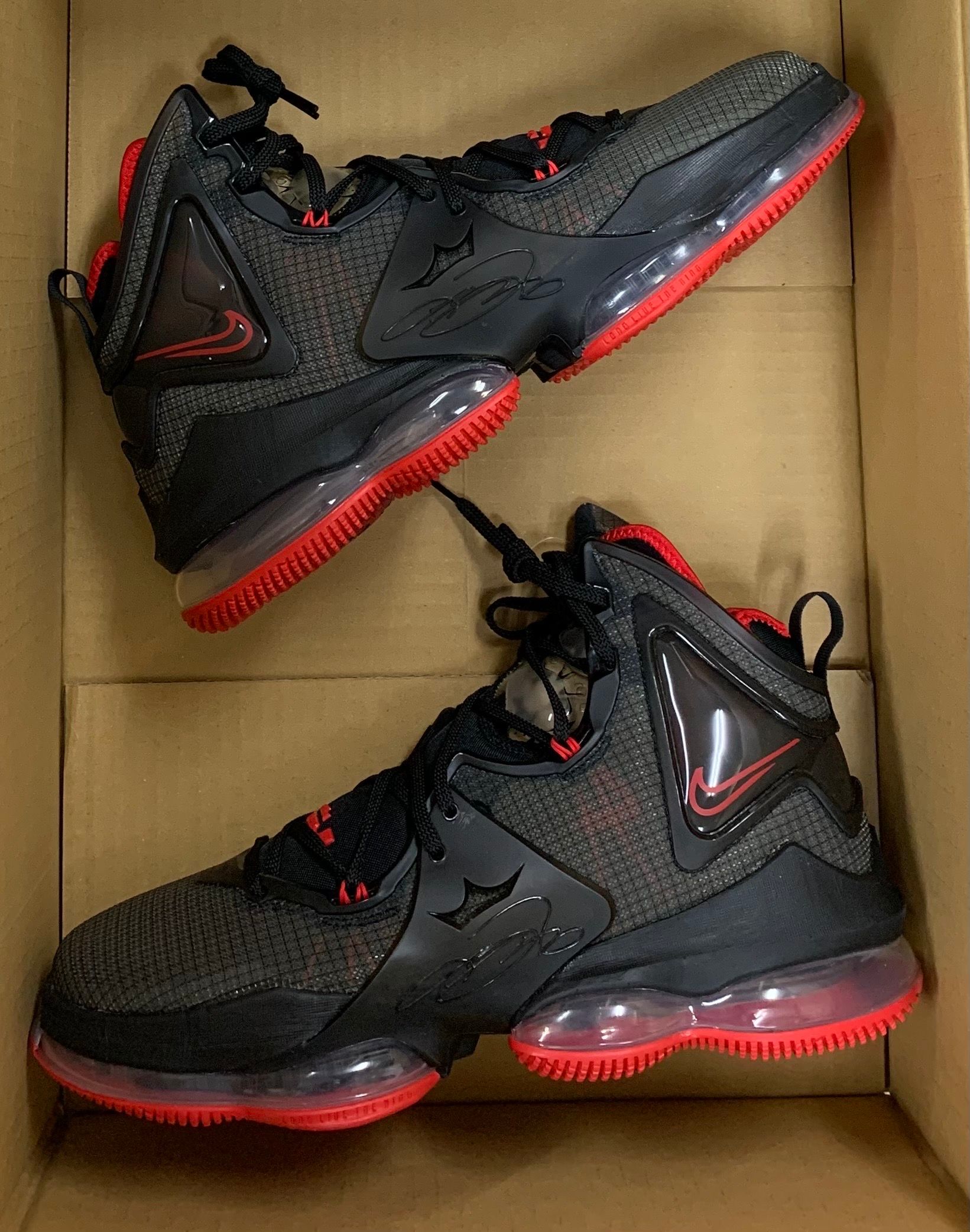 Nike Lebron 19 "Bred"