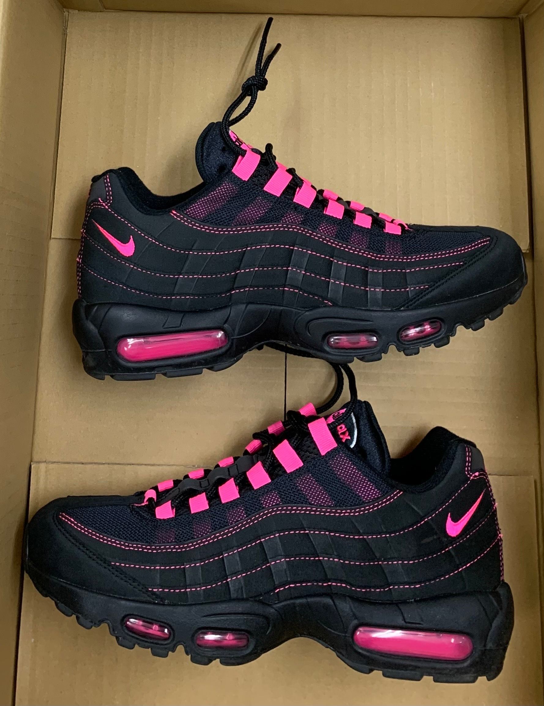 Nike Air Max 95 "Black/Pink"