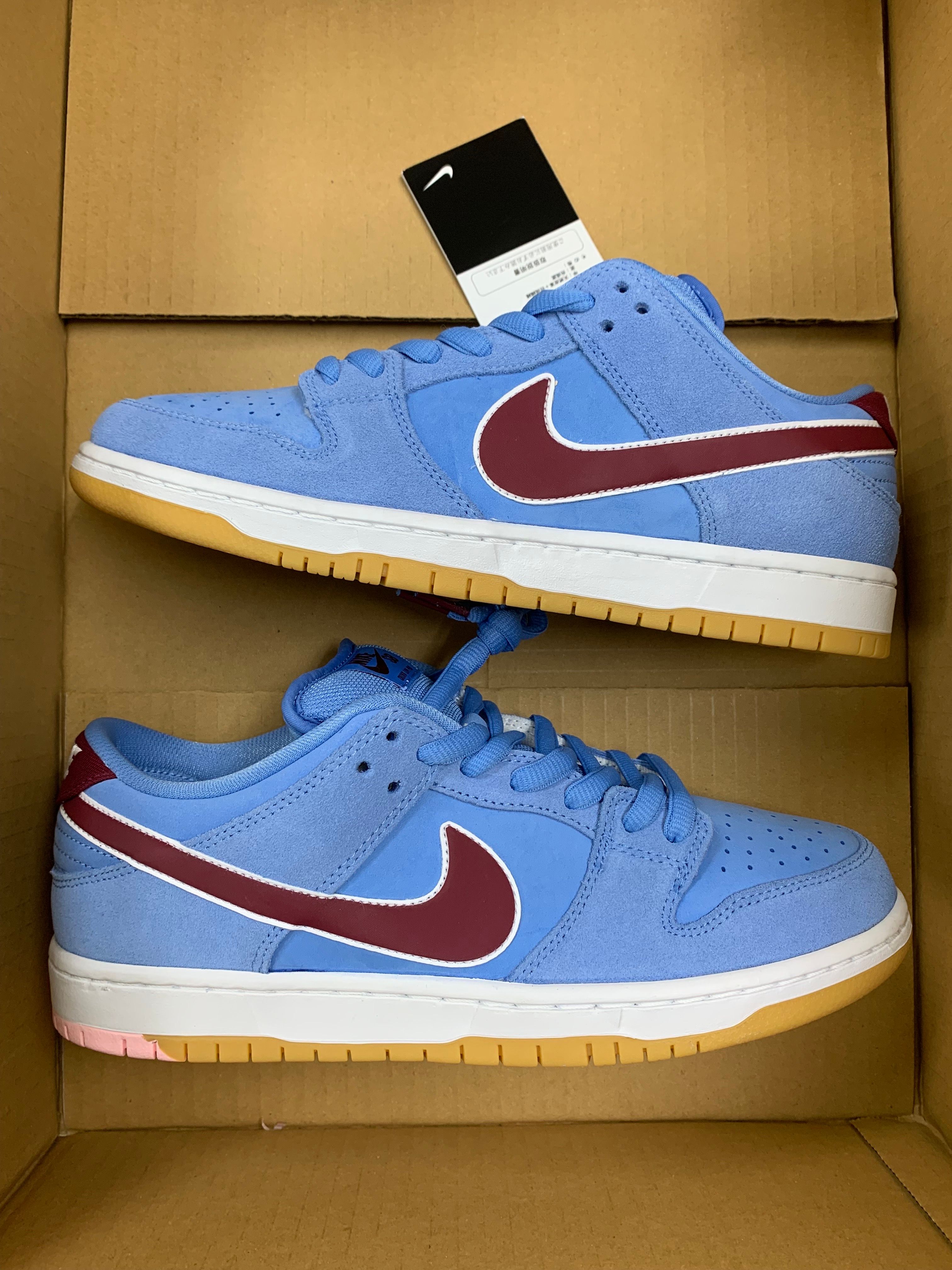 Nike SB Dunk Low Pro "Philadelphia Phillies/Valor Blue and Team Maroon"