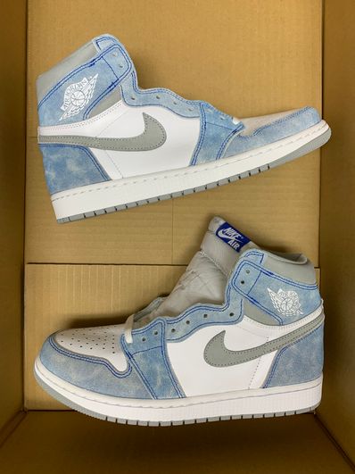 Nike Air Jordan 1 High OG "Hyper Royal"