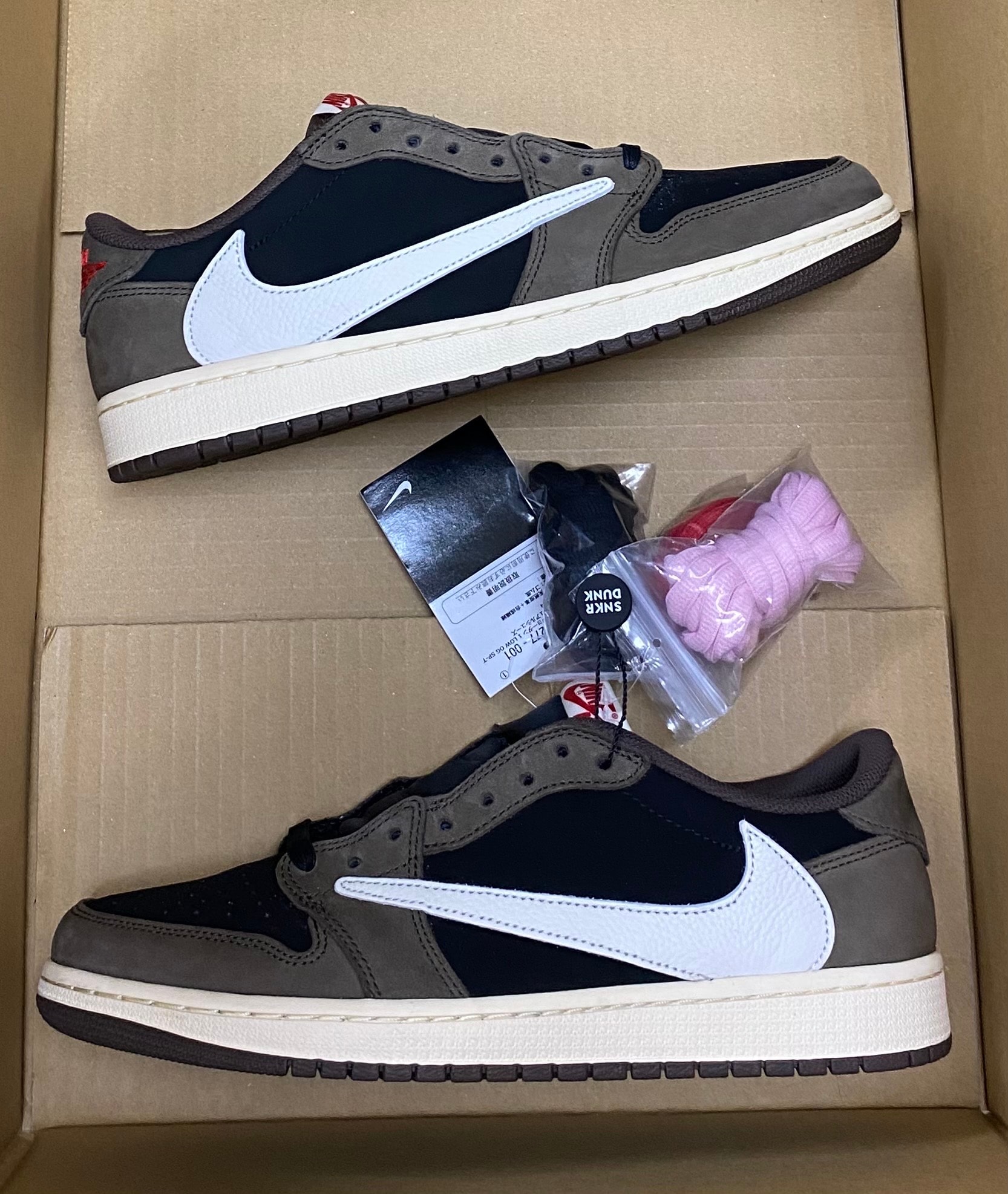 Travis Scott × Nike Air Jordan 1 Low OG SP-T  "Black/Dark Mocha"