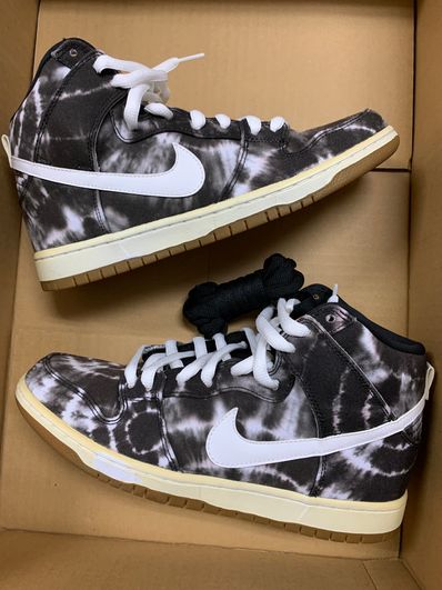 Nike SB Dunk High "Tie Dye Black"