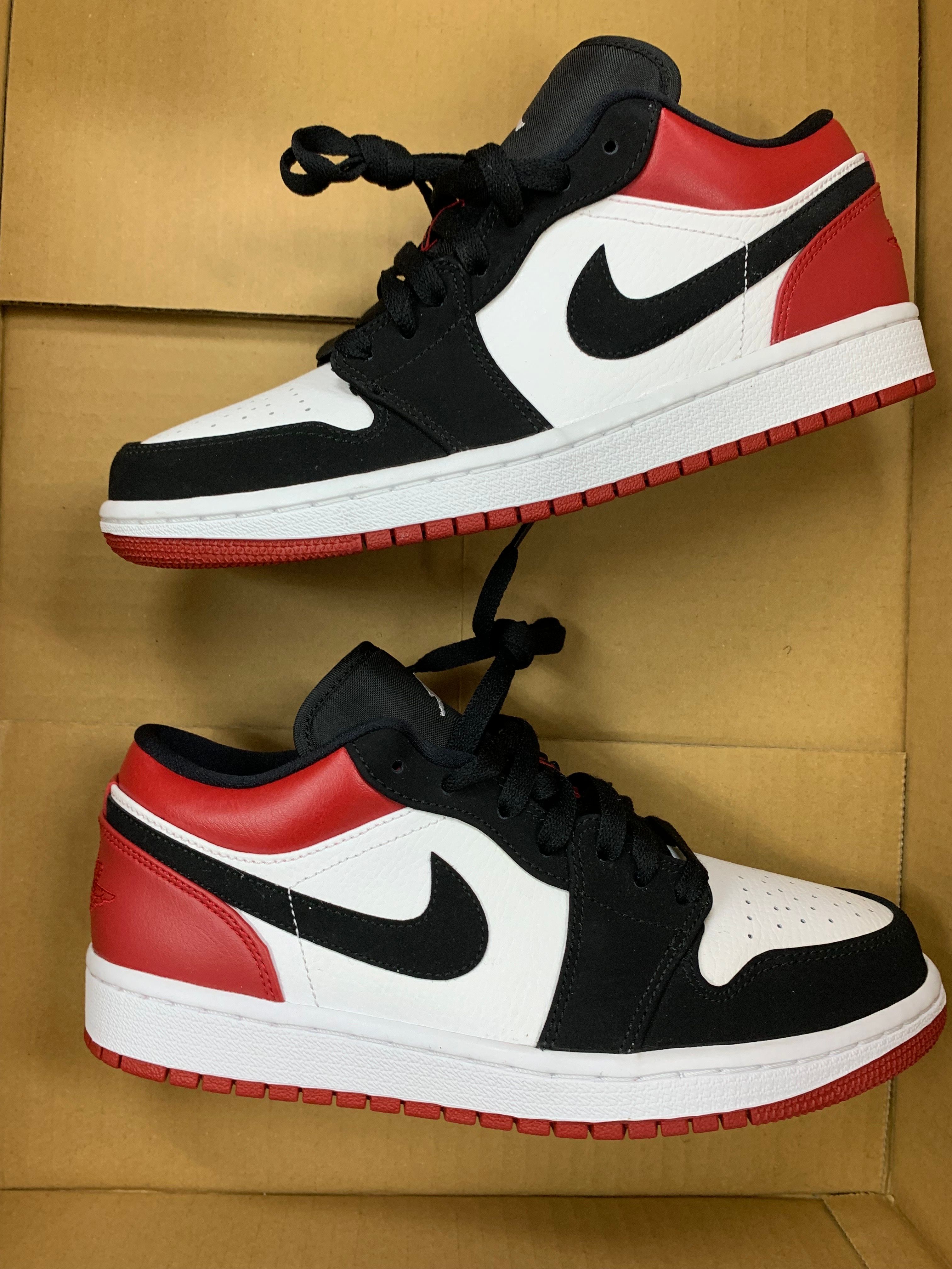 Nike Air Jordan 1 Low "Black Toe"