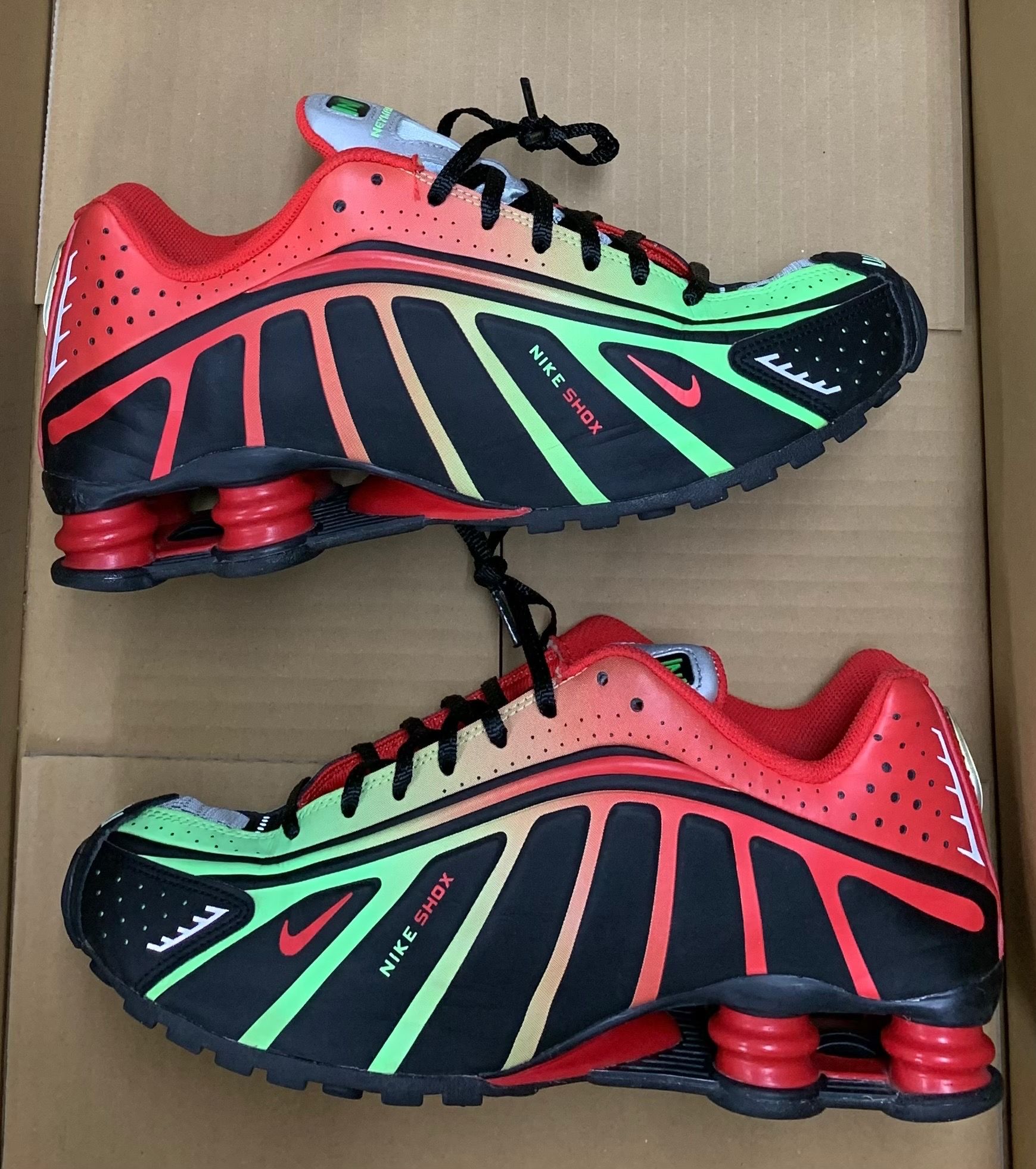 Nike Shox R4 "Neymar Black"