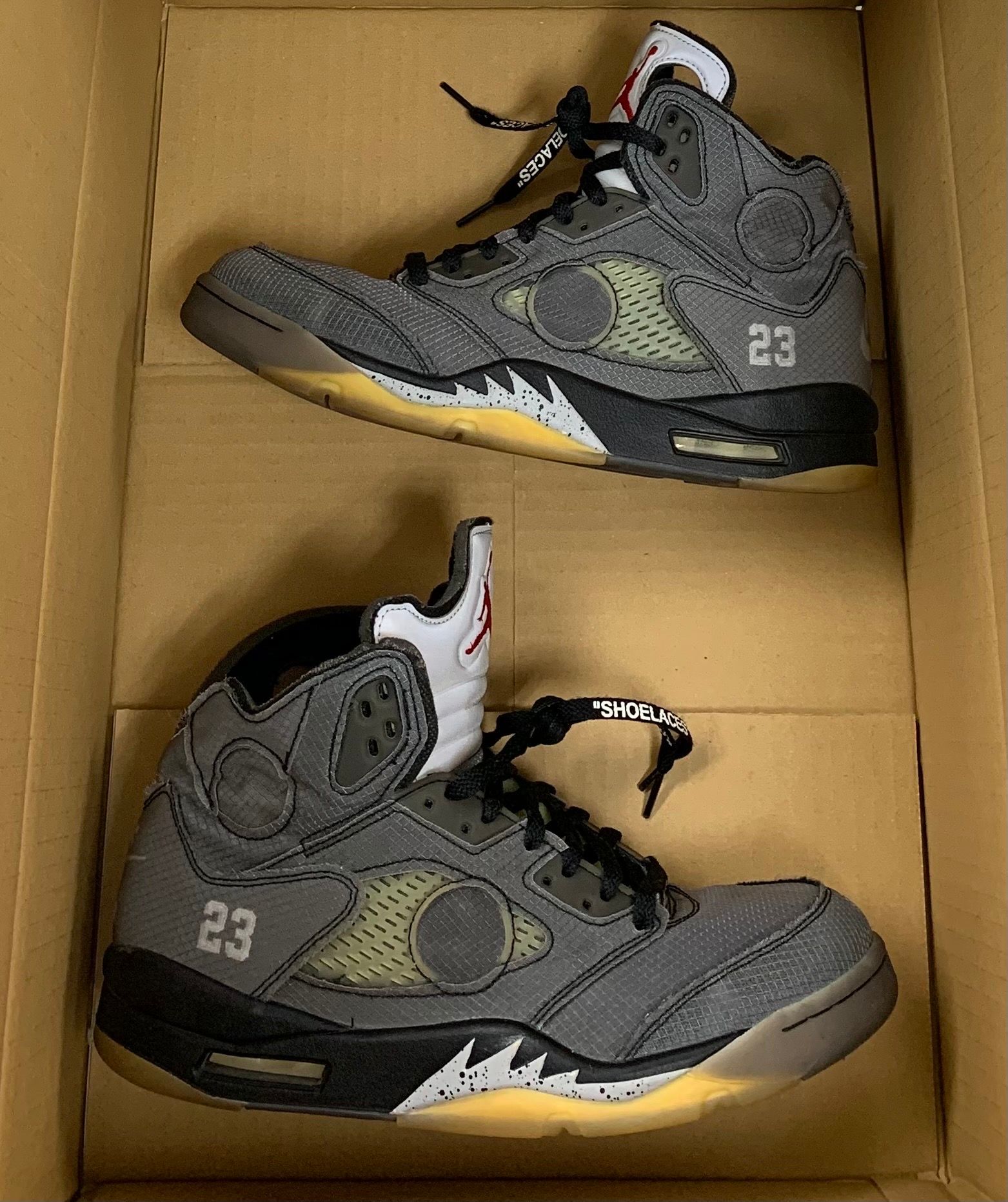 Off-White × Nike Air Jordan 5 "Black/Muslin/Fire Red"